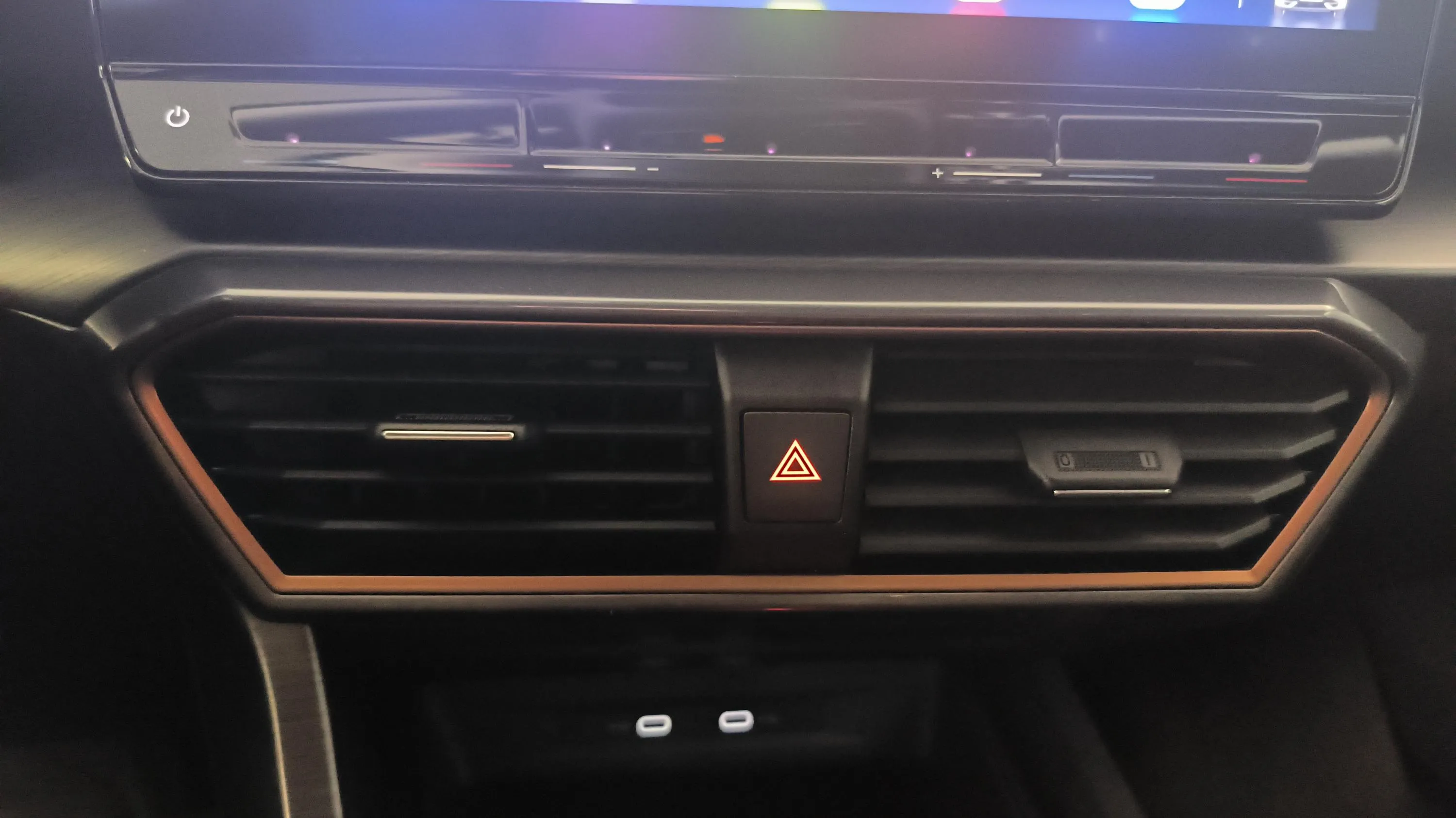 Cupra Formentor 1.5 TSI DSG - foto 27