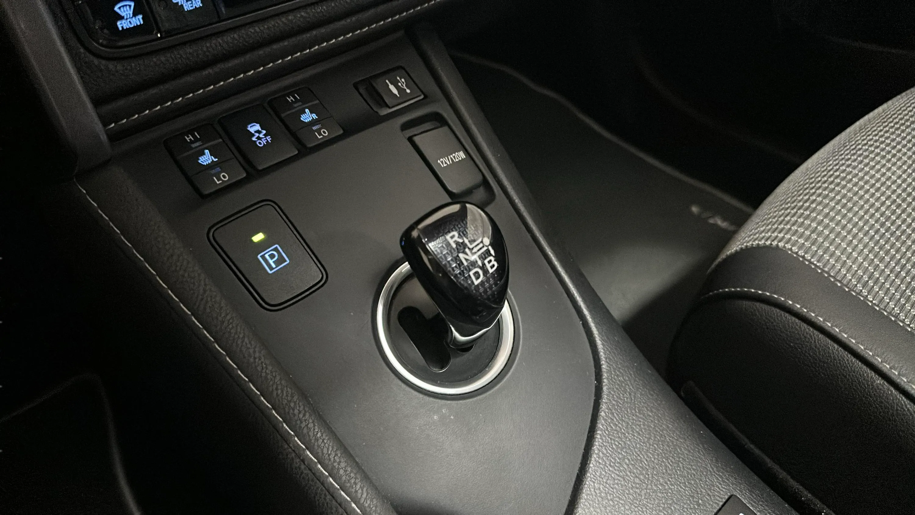 Toyota Auris 1.8 140H Hybrid Active - foto 17
