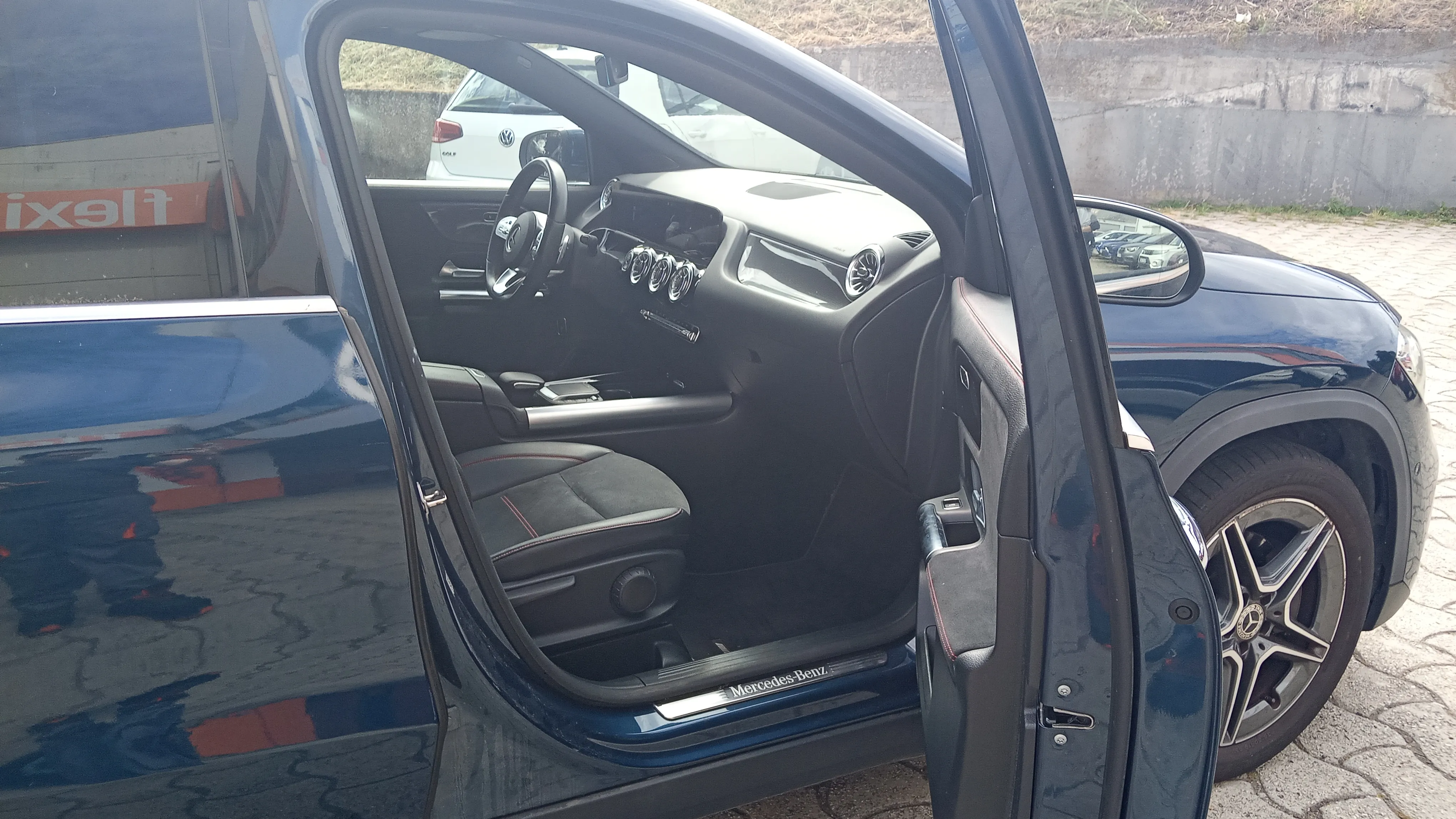 Mercedes-Benz GLA 200 - foto 13