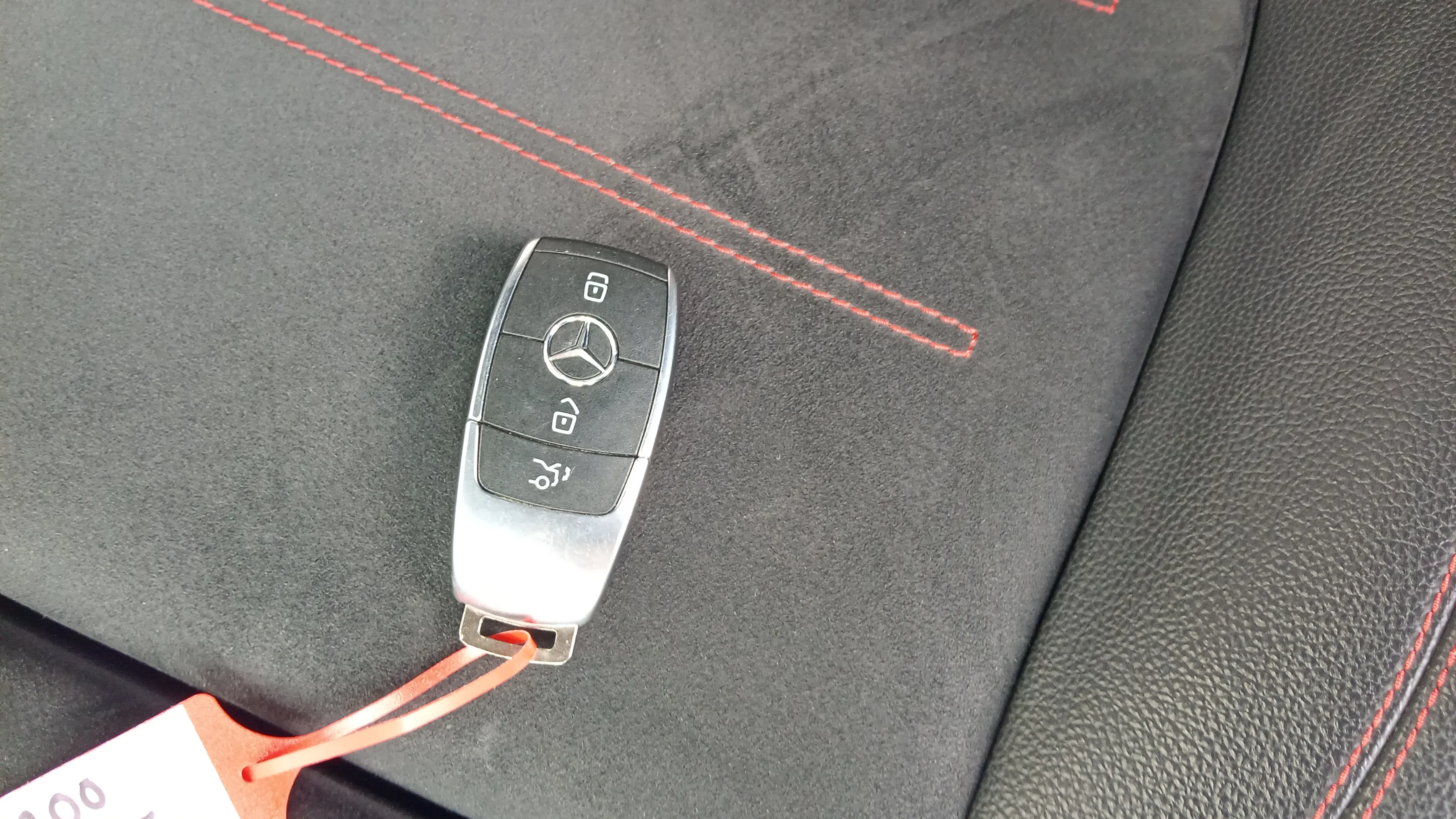 Mercedes-Benz GLA 200 - foto 22