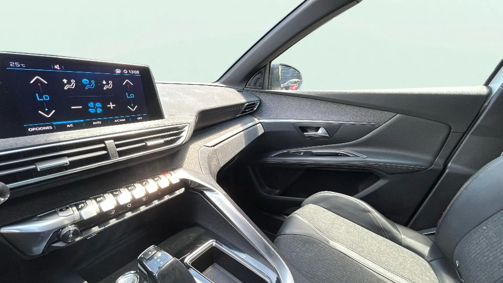 Peugeot 3008 PureTech EAT8 GT Line - foto 21
