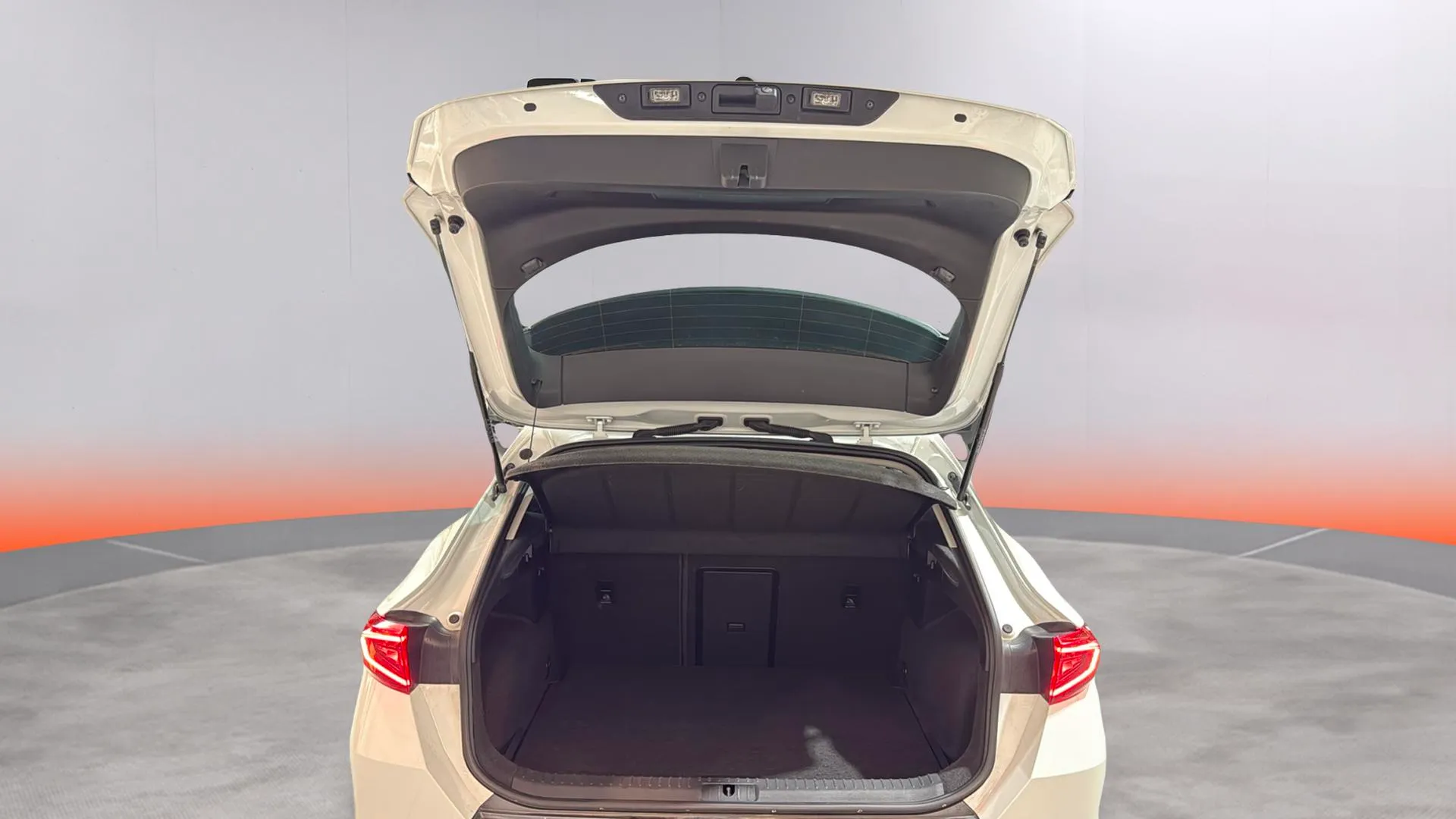 Cupra Formentor 1.5 TSI - foto 13