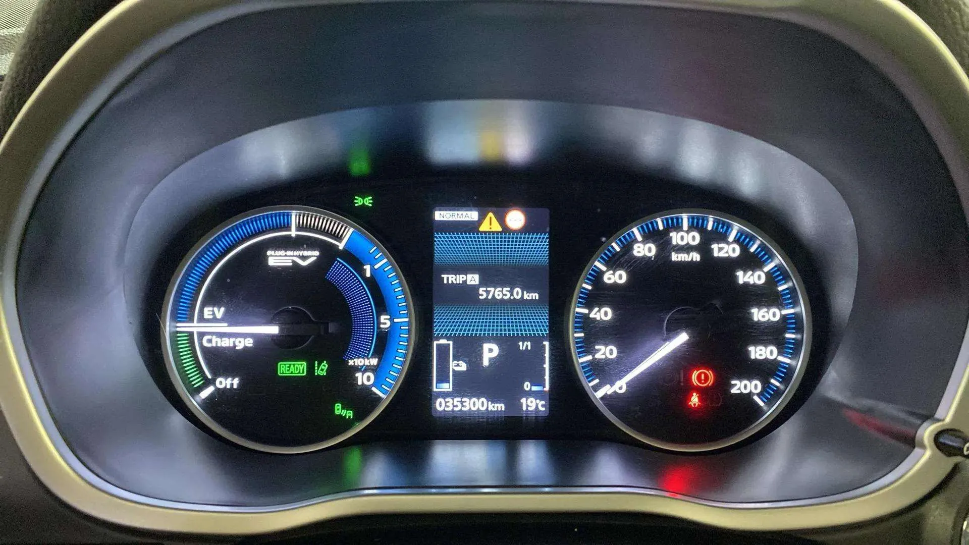 Mitsubishi Eclipse Cross PHEV Kaiteki 4WD - foto 21