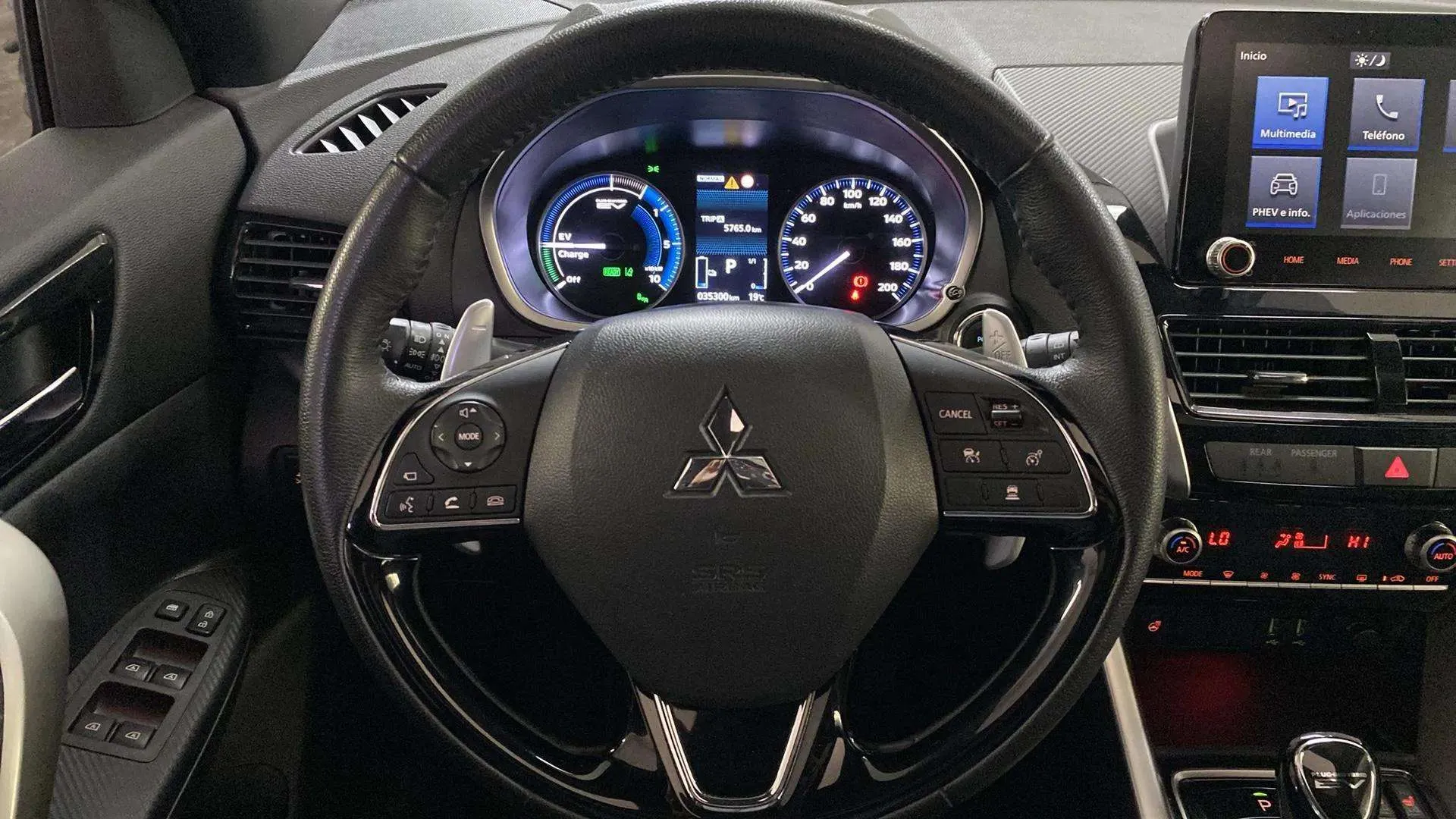 Mitsubishi Eclipse Cross PHEV Kaiteki 4WD - foto 19