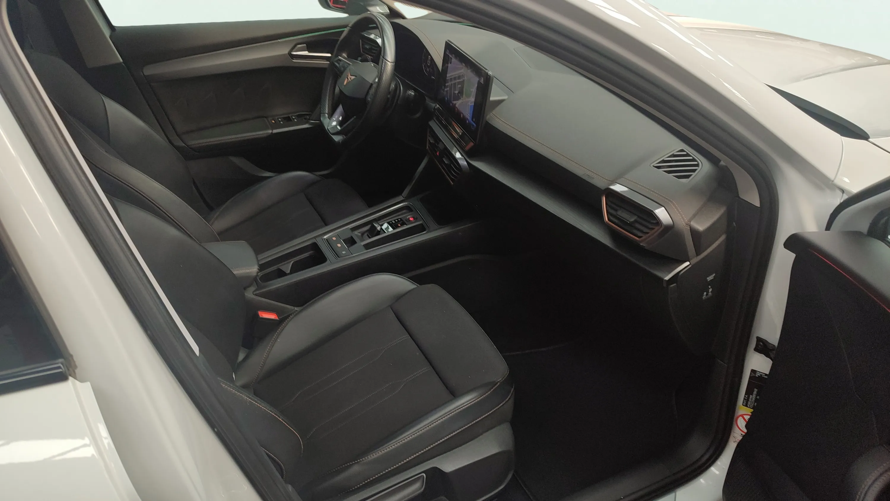 Cupra Formentor 1.5 TSI DSG - foto 21