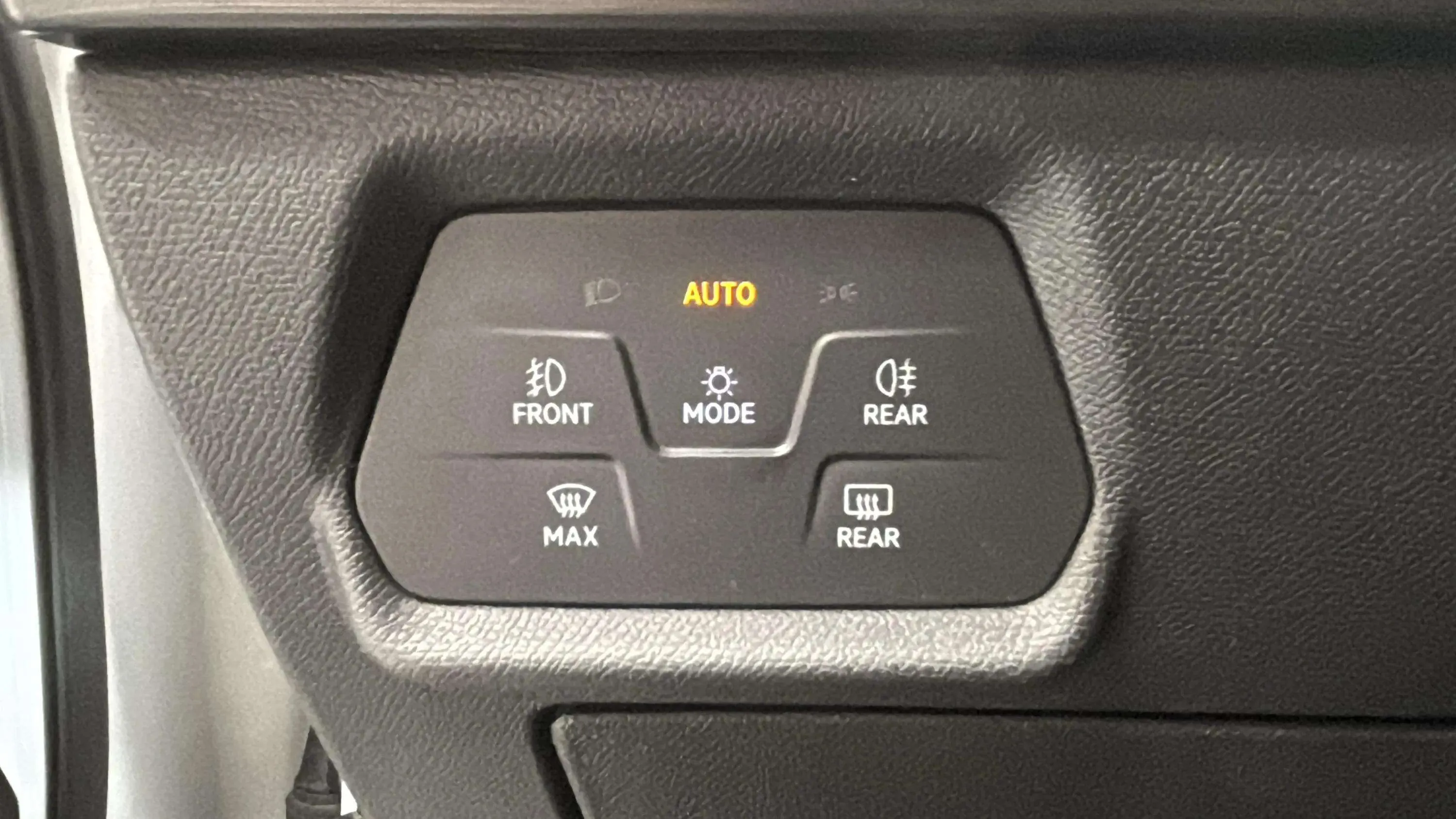 Cupra Formentor 1.5 TSI DSG - foto 17