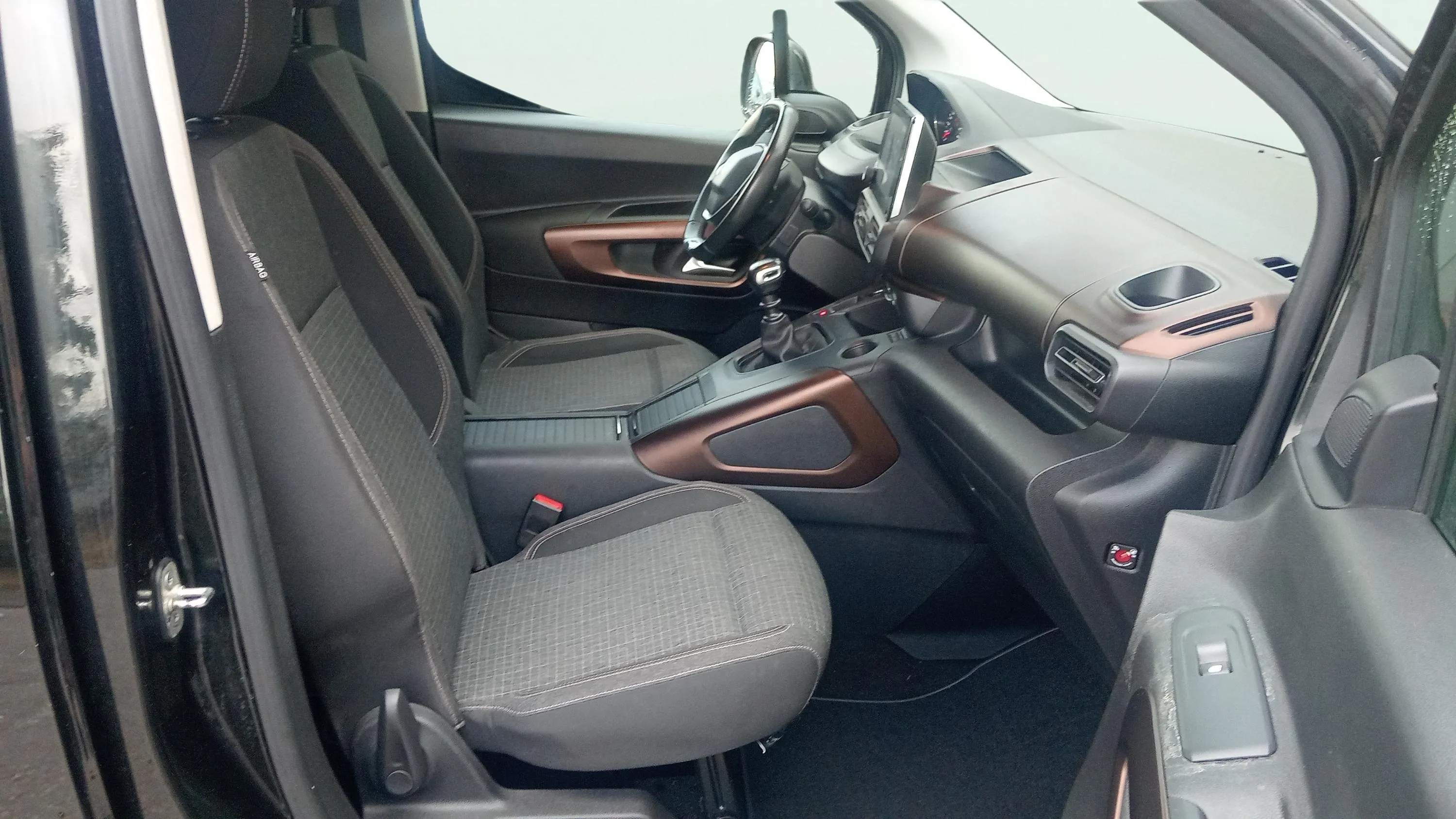 Peugeot Rifter GT BlueHDi - foto 16
