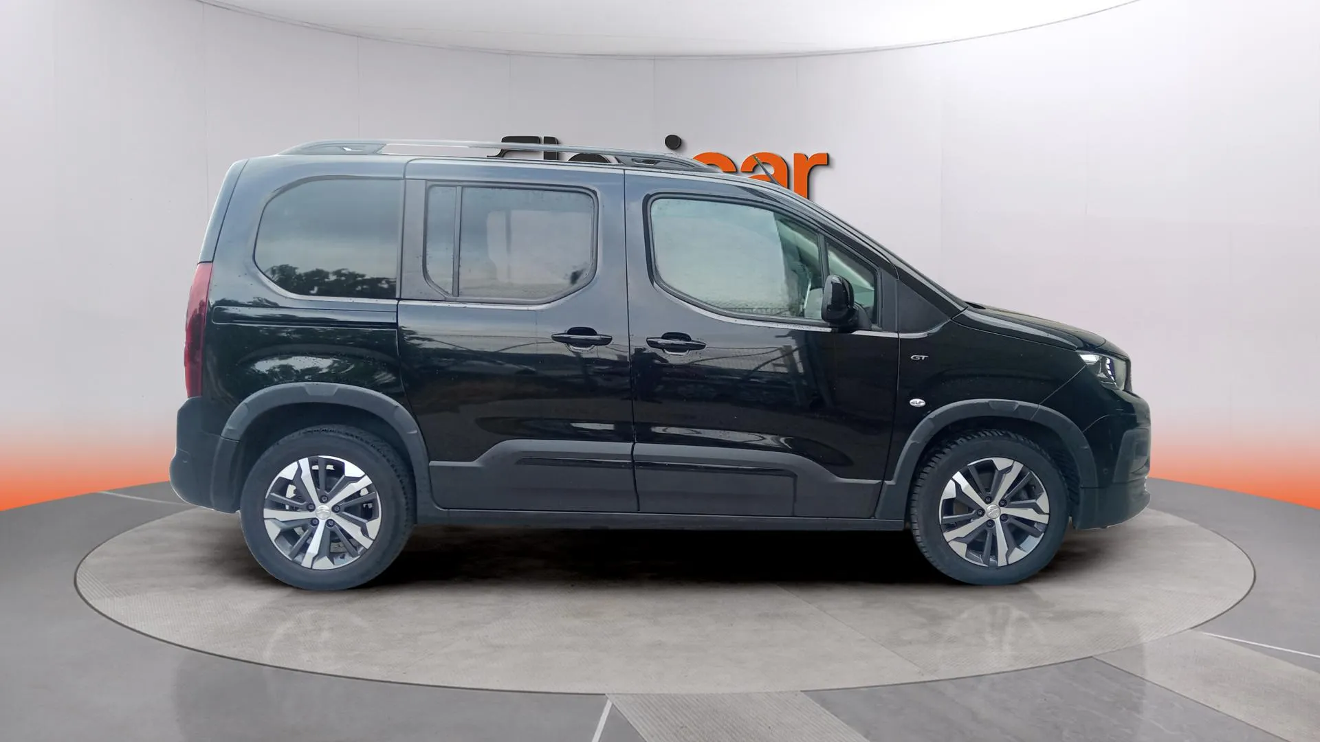 Peugeot Rifter GT BlueHDi - foto 12