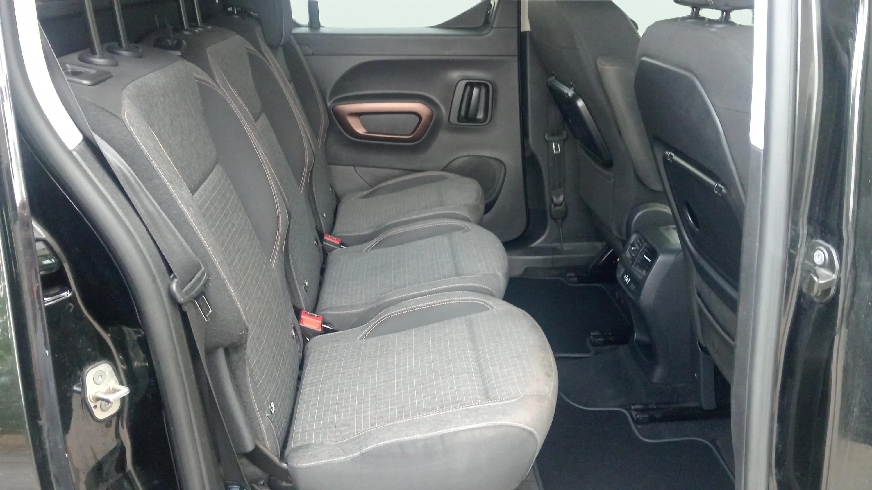 Peugeot Rifter GT BlueHDi - foto 17