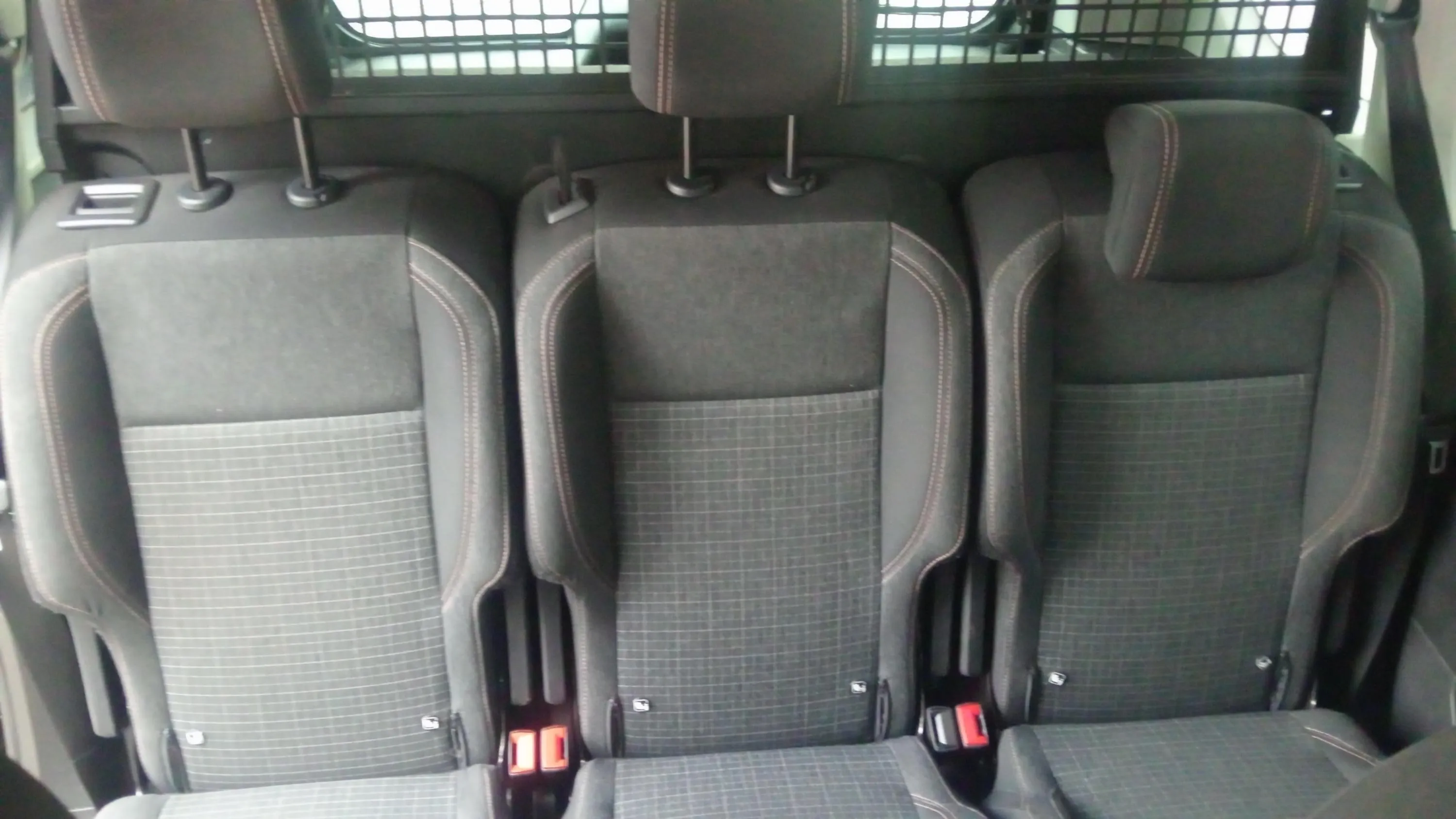 Peugeot Rifter GT BlueHDi - foto 18