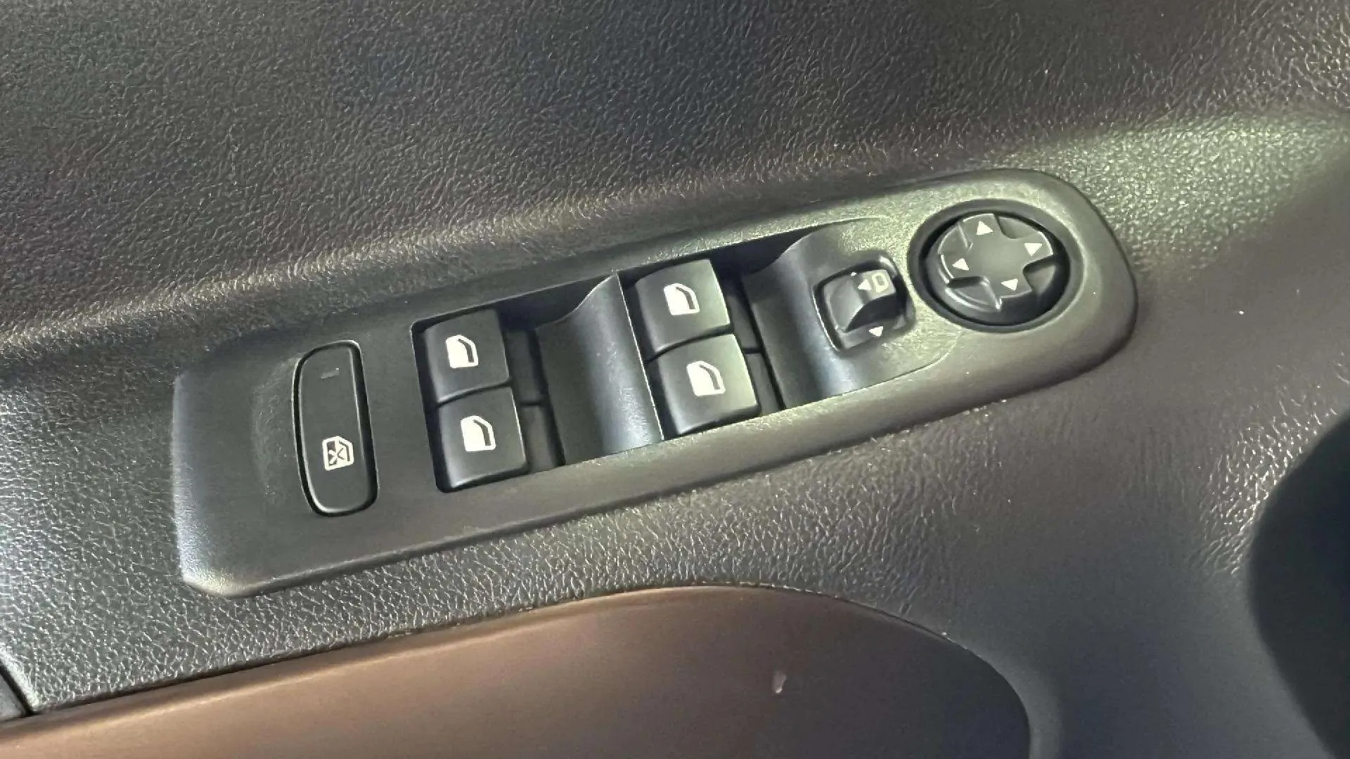 Peugeot Rifter Allure BlueHDi 100 - foto 12