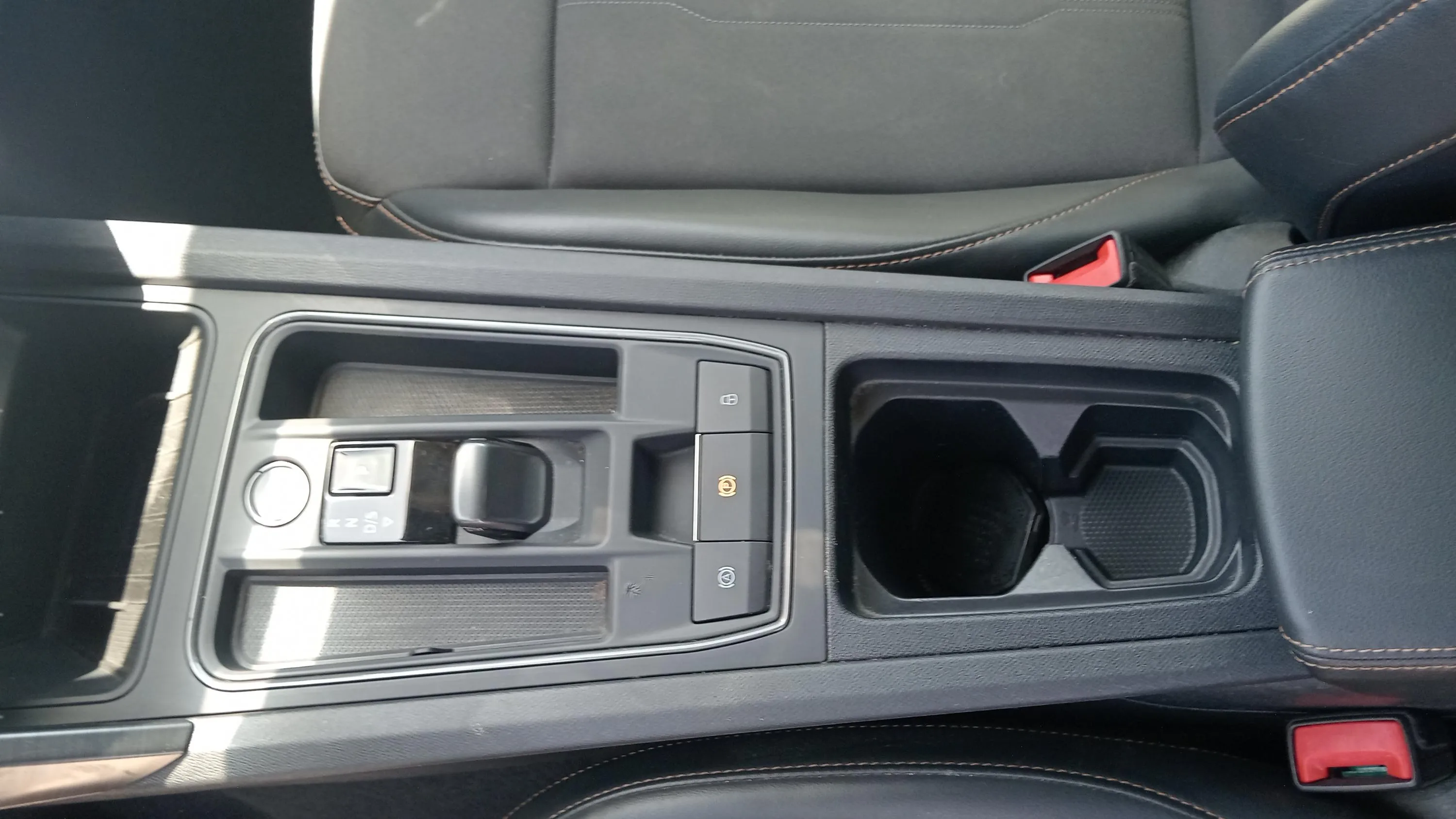 Cupra Formentor 1.5 TSI DSG - foto 23