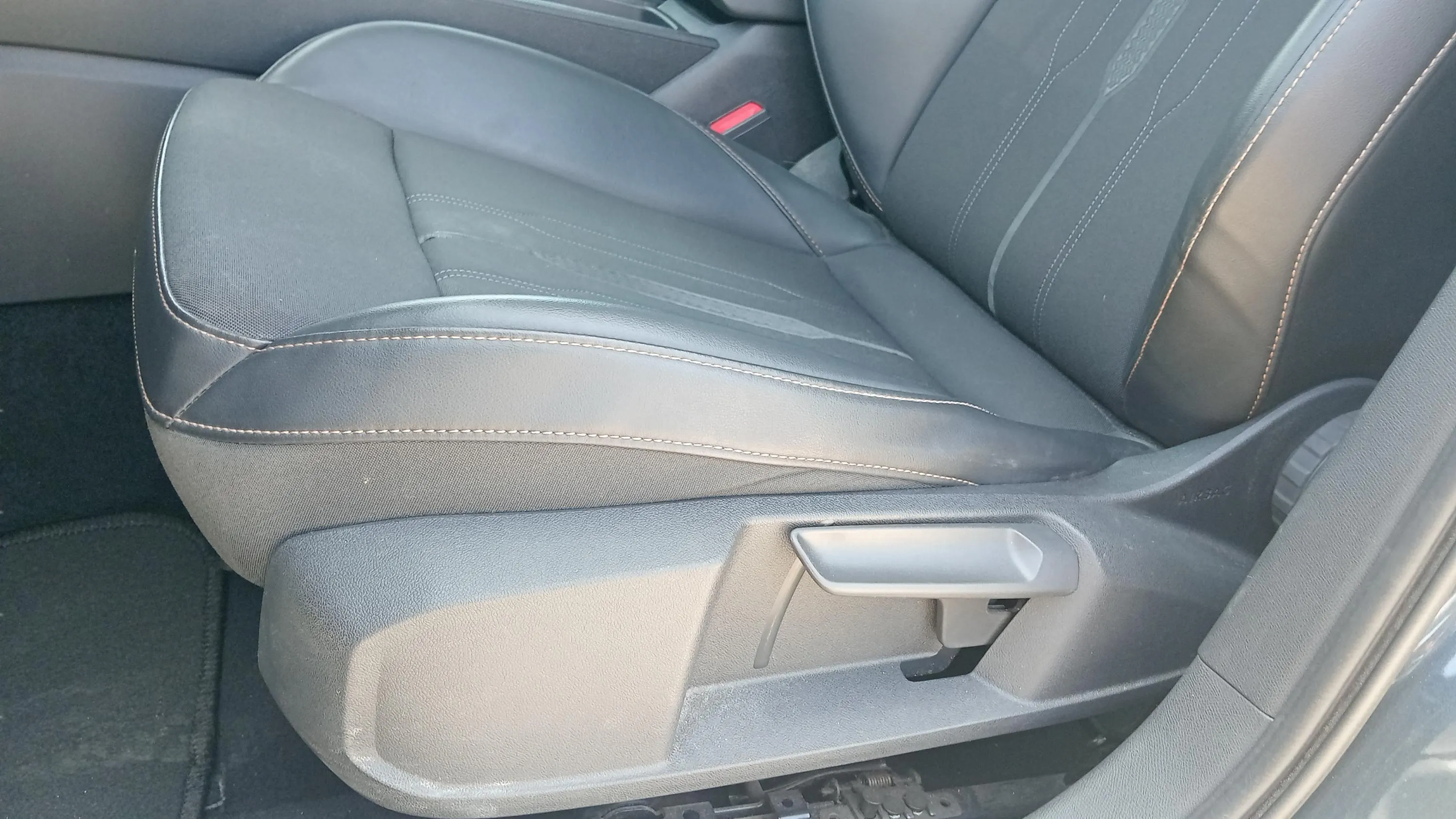 Cupra Formentor 1.5 TSI DSG - foto 22