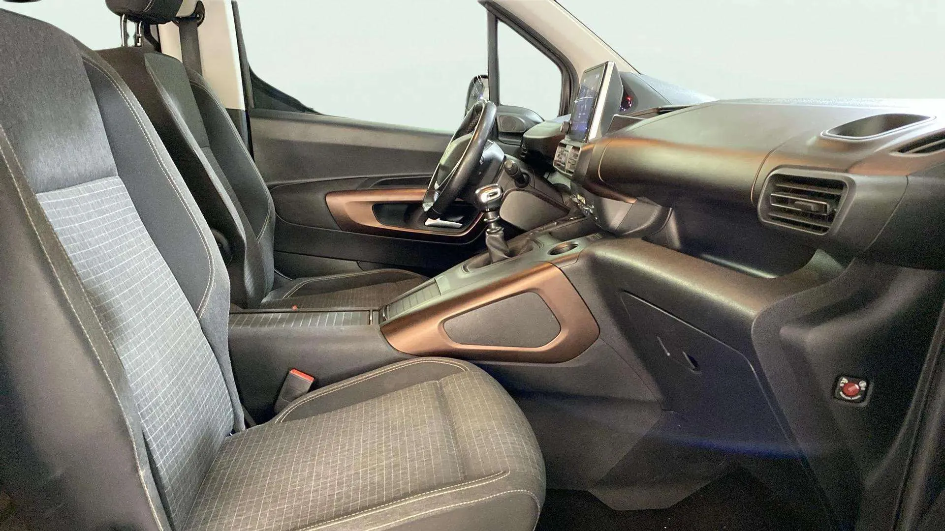 Peugeot Rifter Allure BlueHDi 100 - foto 9