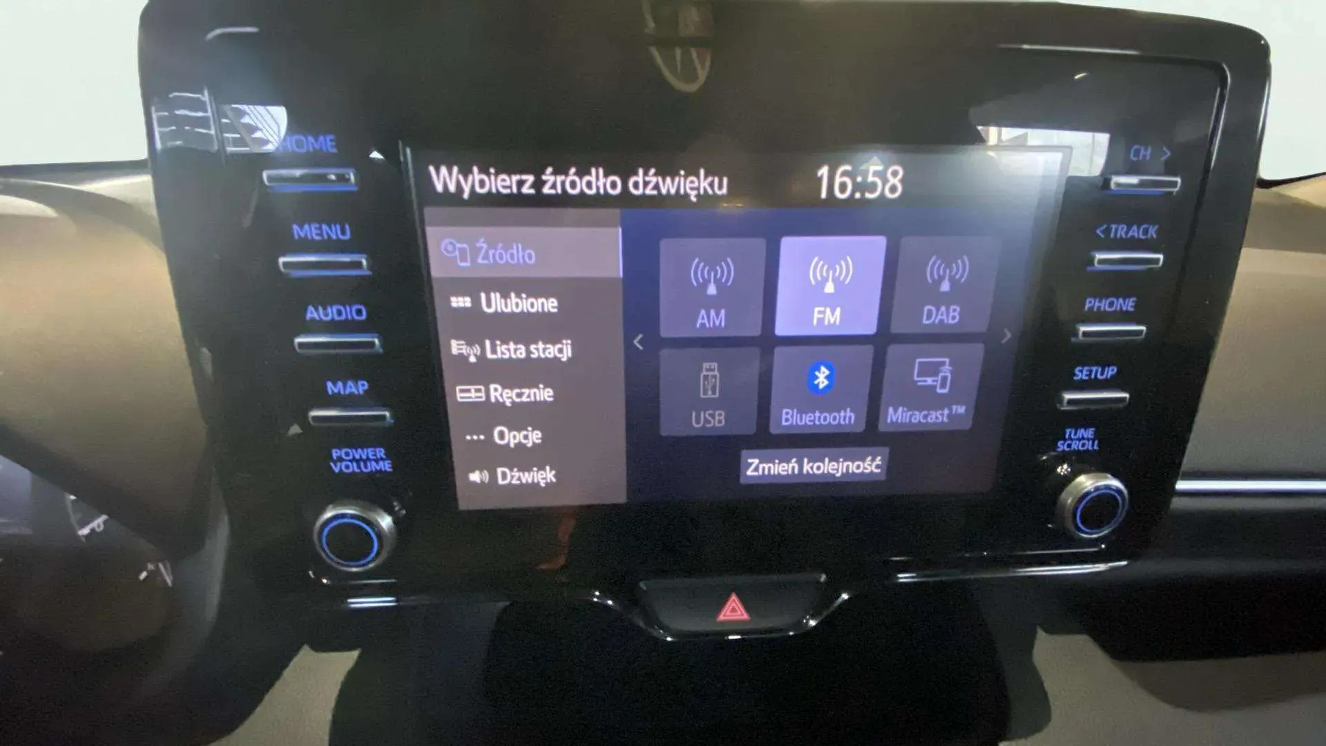 Toyota Yaris Comfort - foto 27