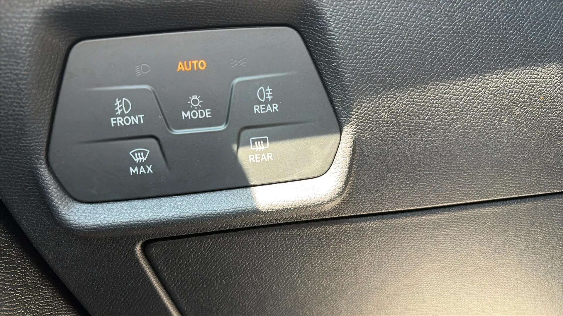 Cupra Formentor 1.5 TSI DSG - foto 19