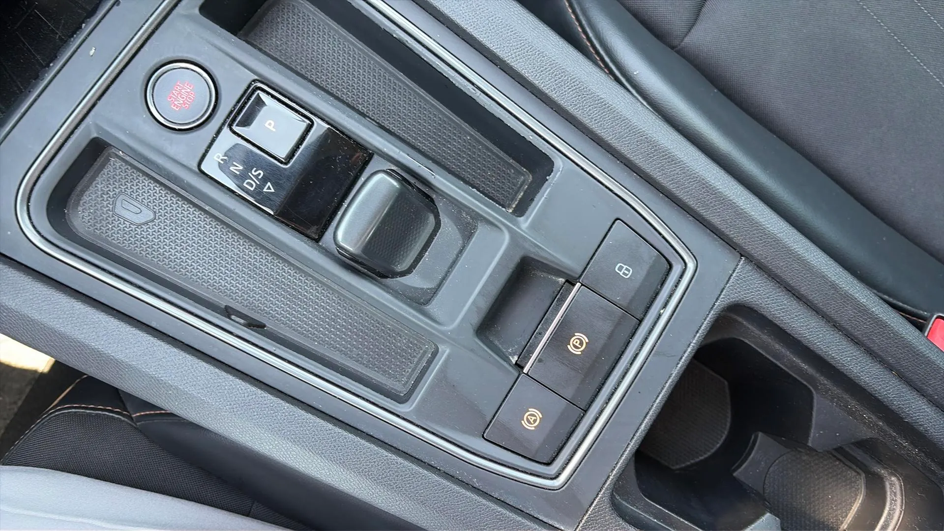 Cupra Formentor 1.5 TSI DSG - foto 17