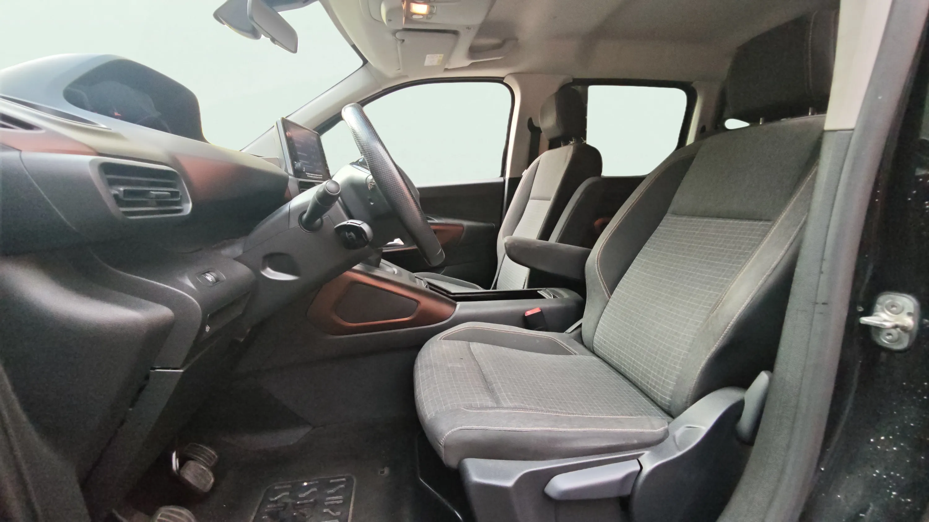 Peugeot Rifter GT Line Standard BlueHDi - foto 7