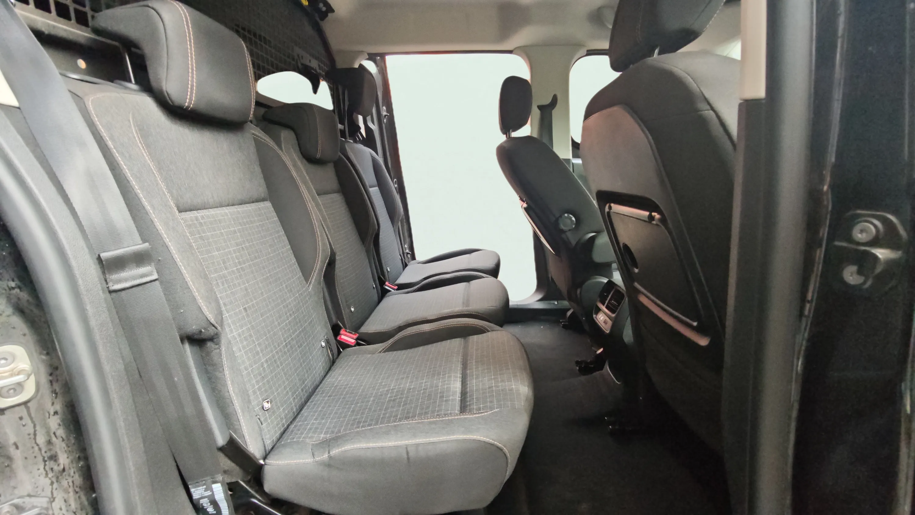 Peugeot Rifter GT Line Standard BlueHDi - foto 11