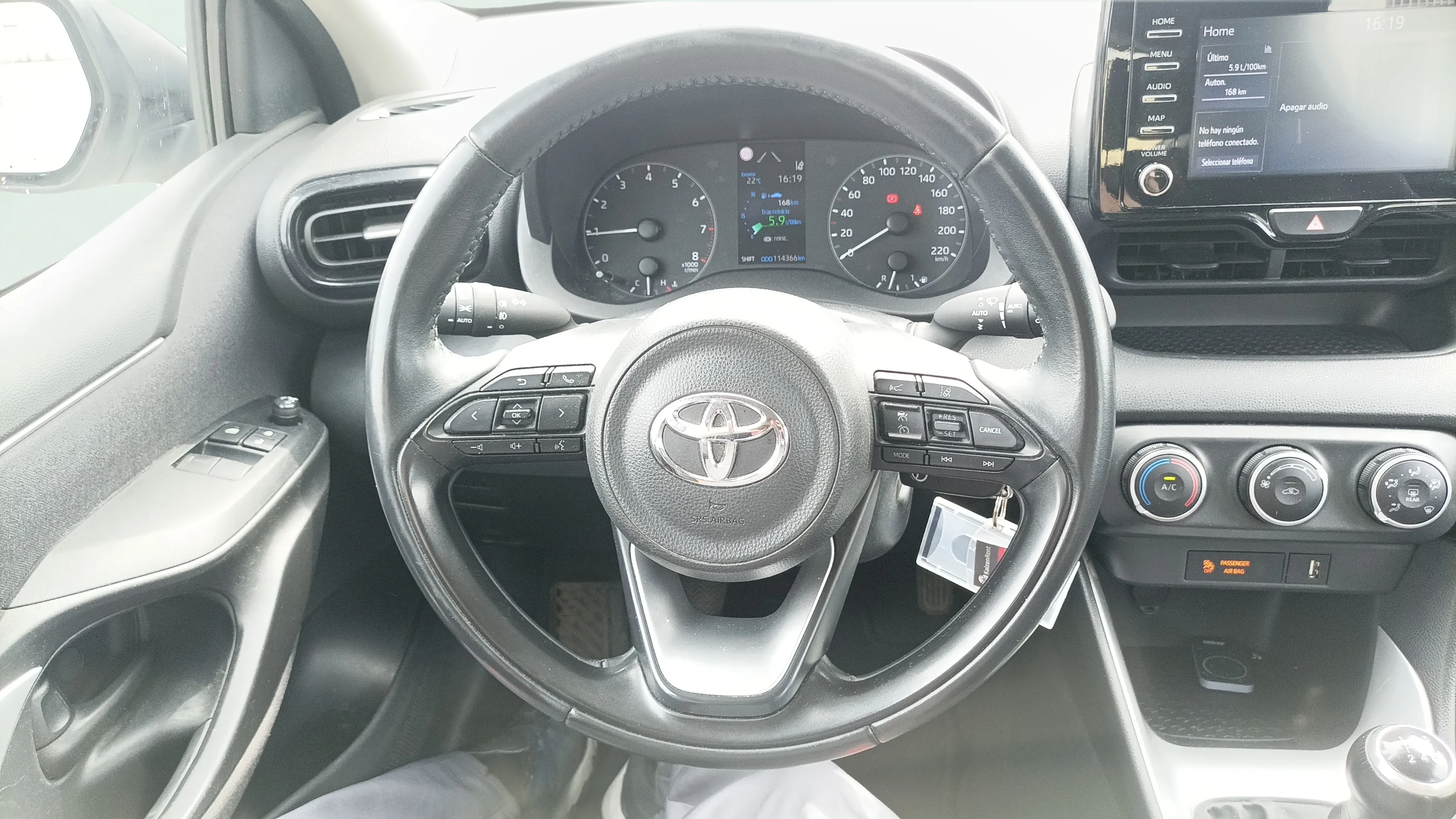 Toyota Yaris 1.0 70 Active - foto 10