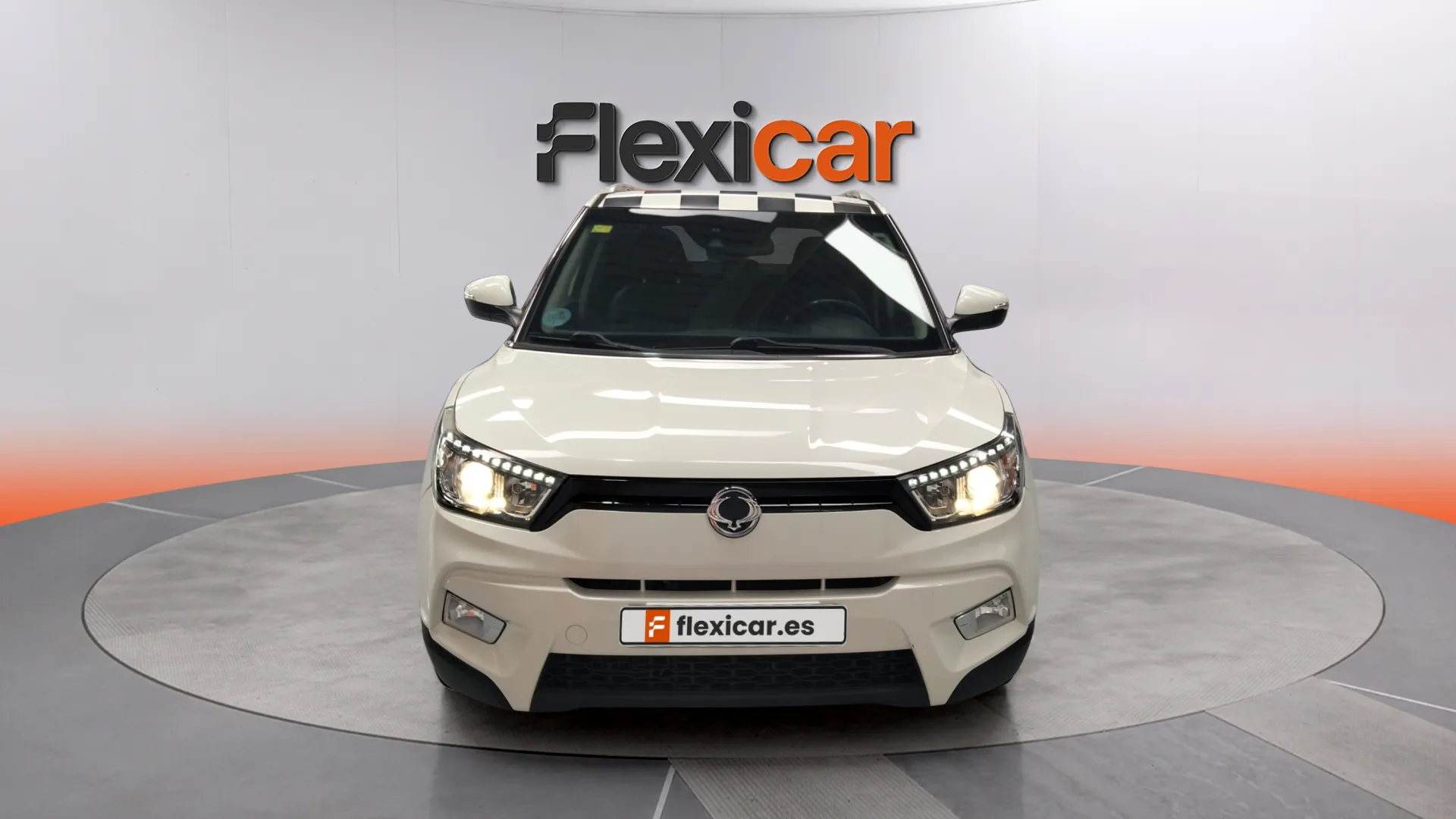 SsangYong Tivoli D16T Limited 4x2 - foto 8