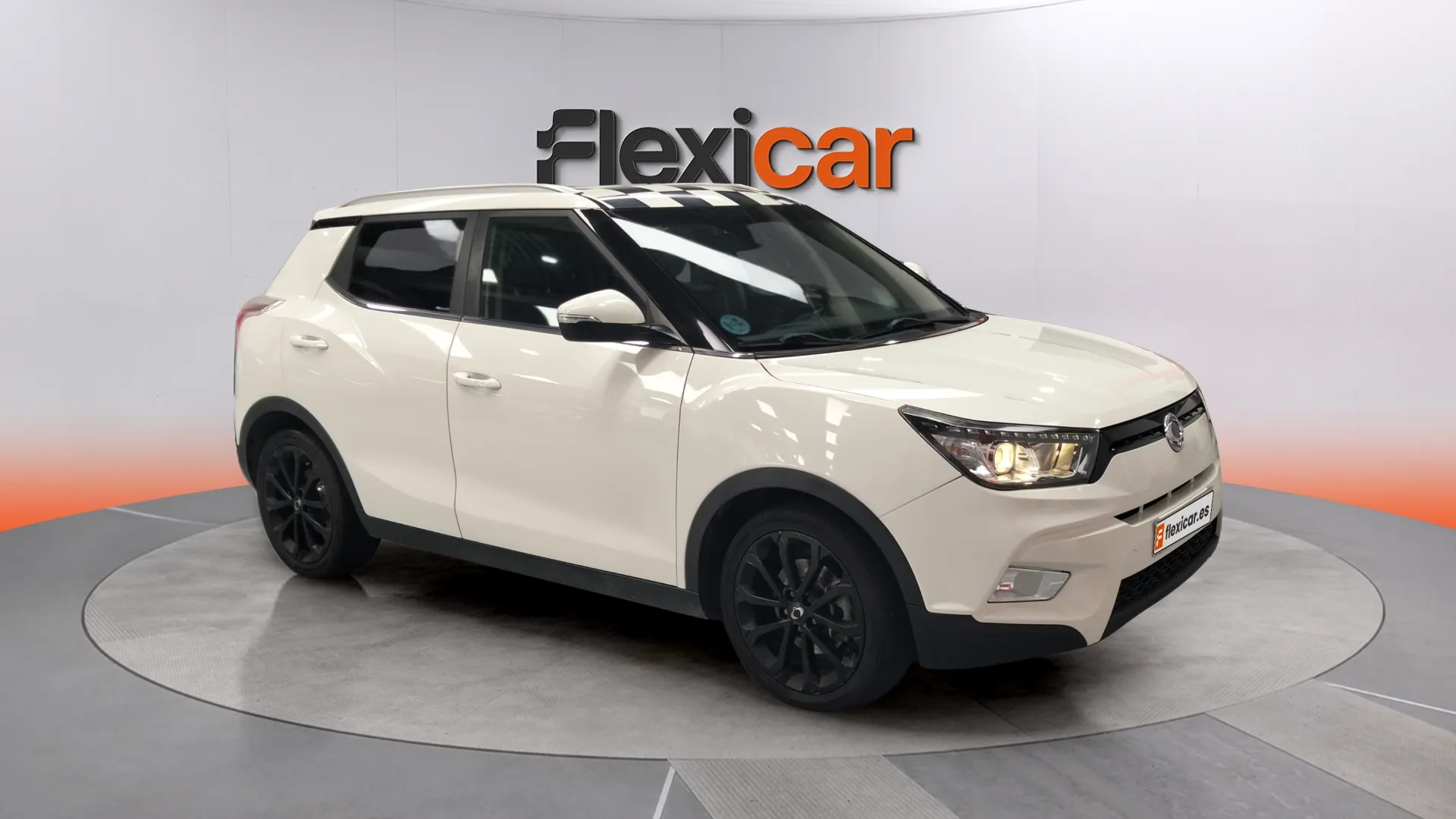 SsangYong Tivoli D16T Limited 4x2 - foto 1
