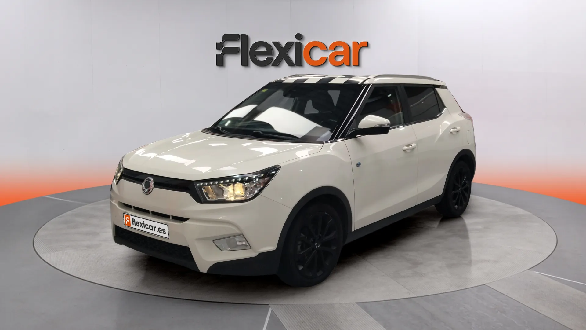 SsangYong Tivoli D16T Limited 4x2 - foto 2