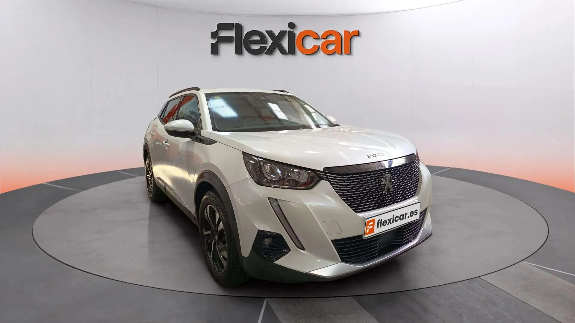 Peugeot 2008 Allure PureTech 130 BVM6 - foto 1