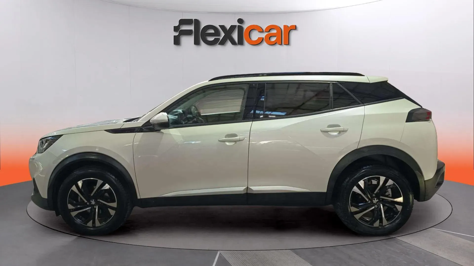 Peugeot 2008 Allure PureTech 130 BVM6 - foto 4