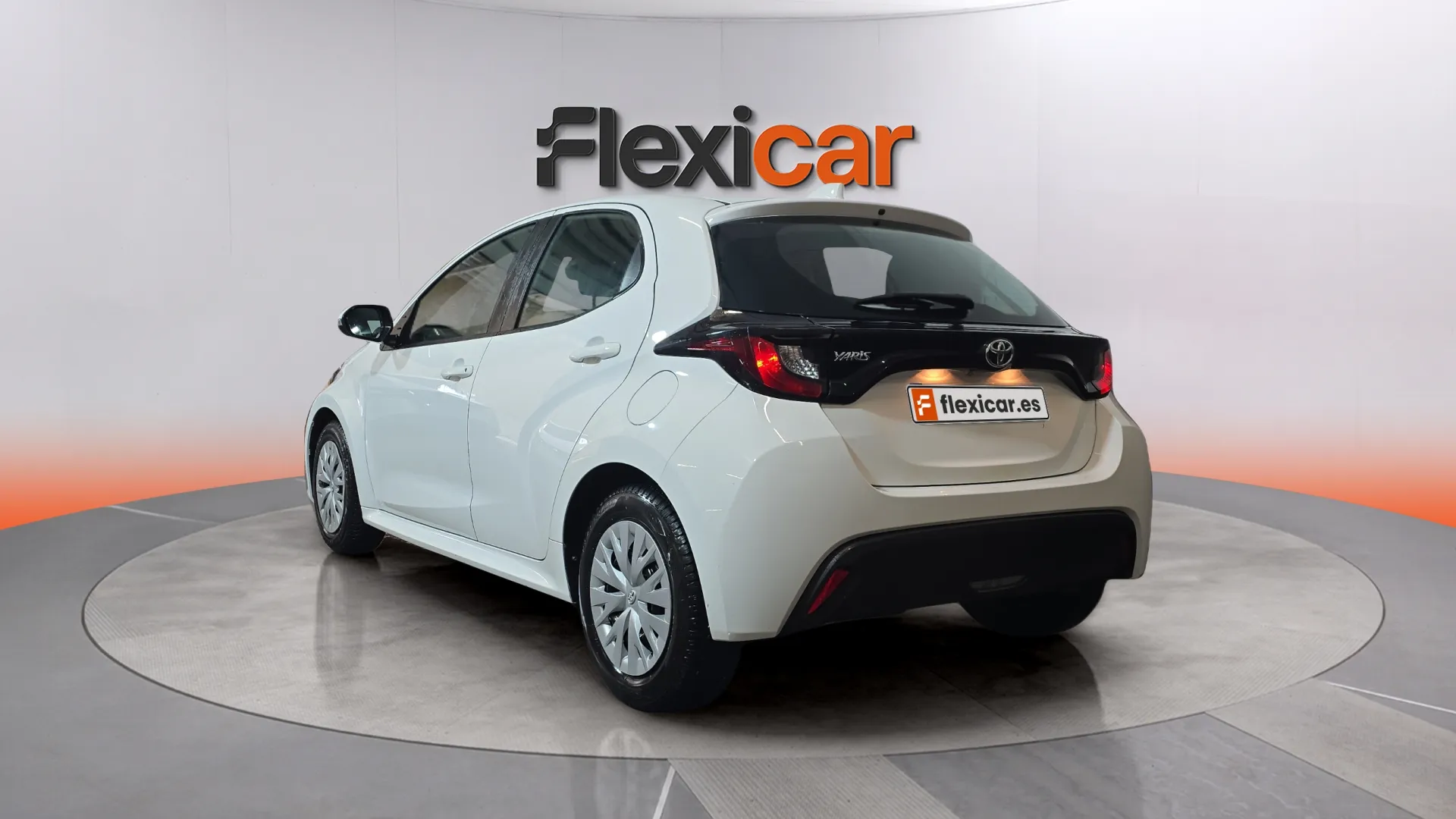 Toyota Yaris 1.0 70 Active - foto 6