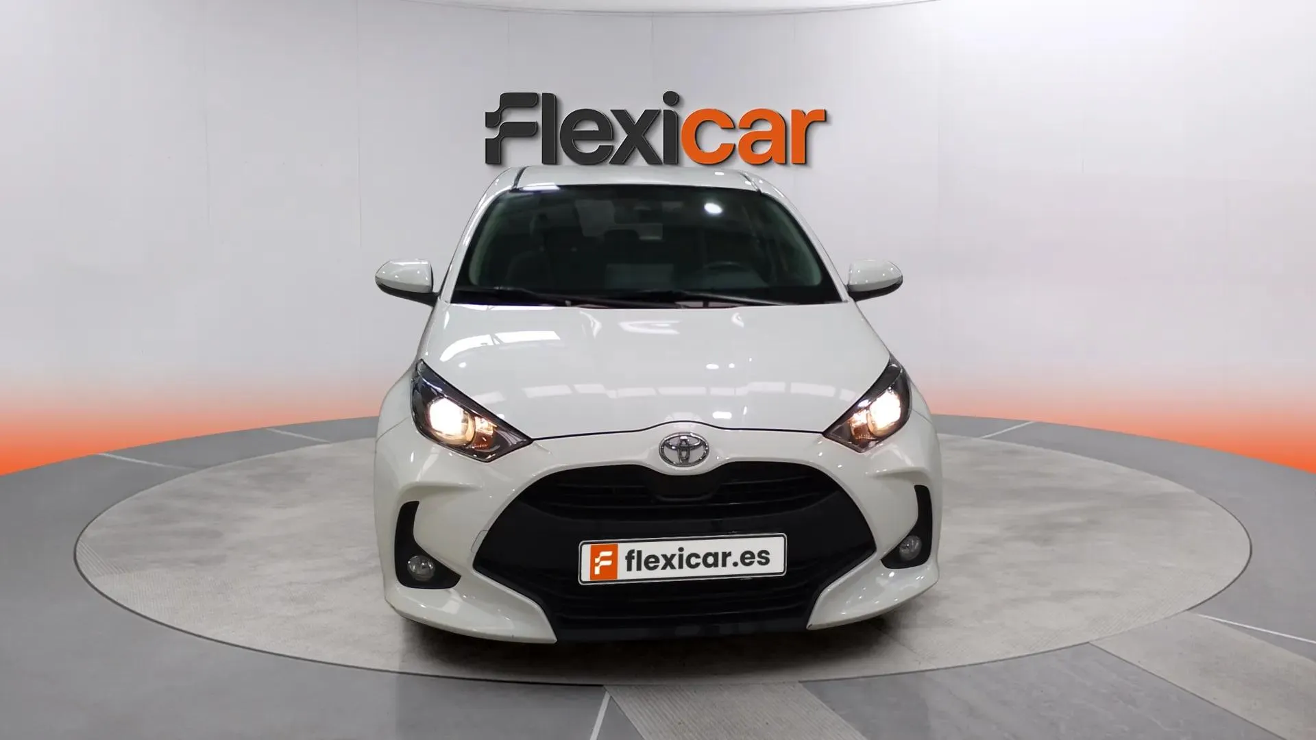 Toyota Yaris 1.0 70 Active - foto 12