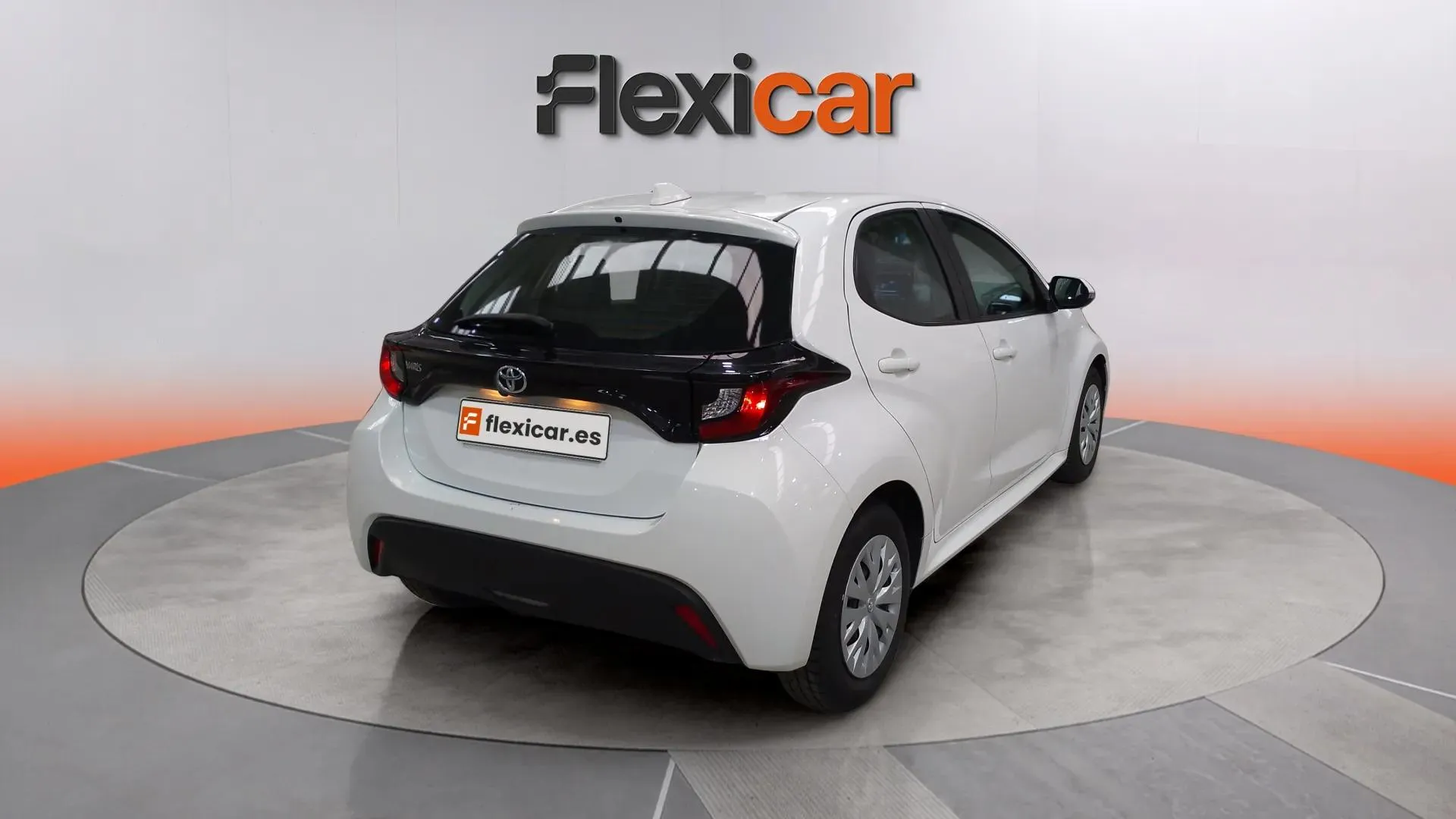 Toyota Yaris 1.0 70 Active - foto 5