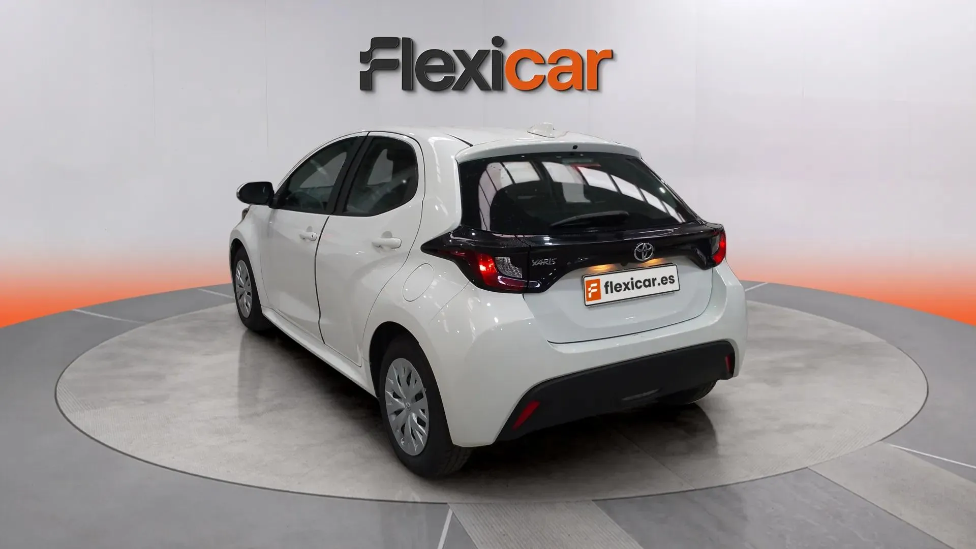 Toyota Yaris 1.0 70 Active - foto 7