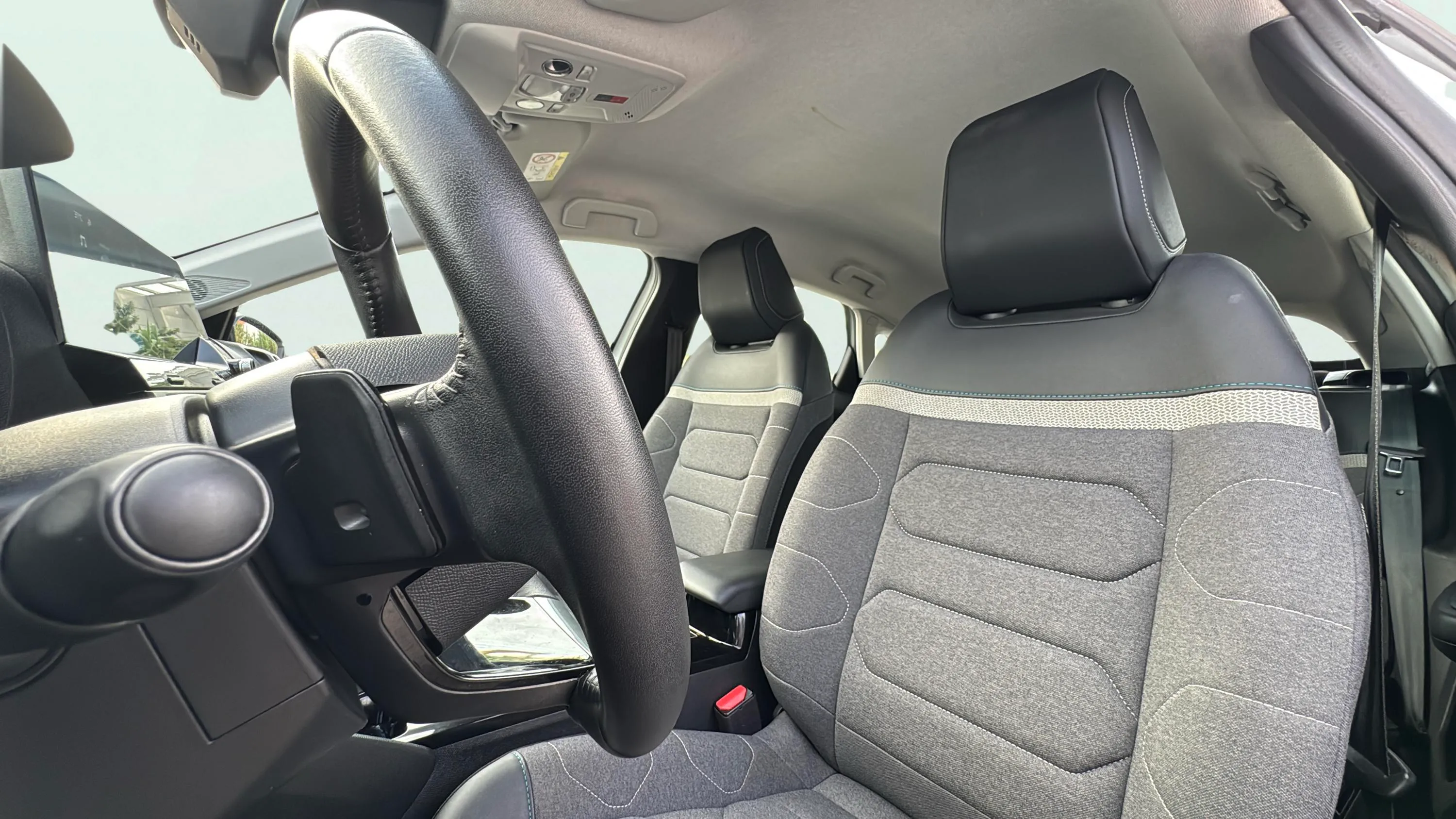 Citroën C4 PureTech 130 EAT8 Plus - foto 17