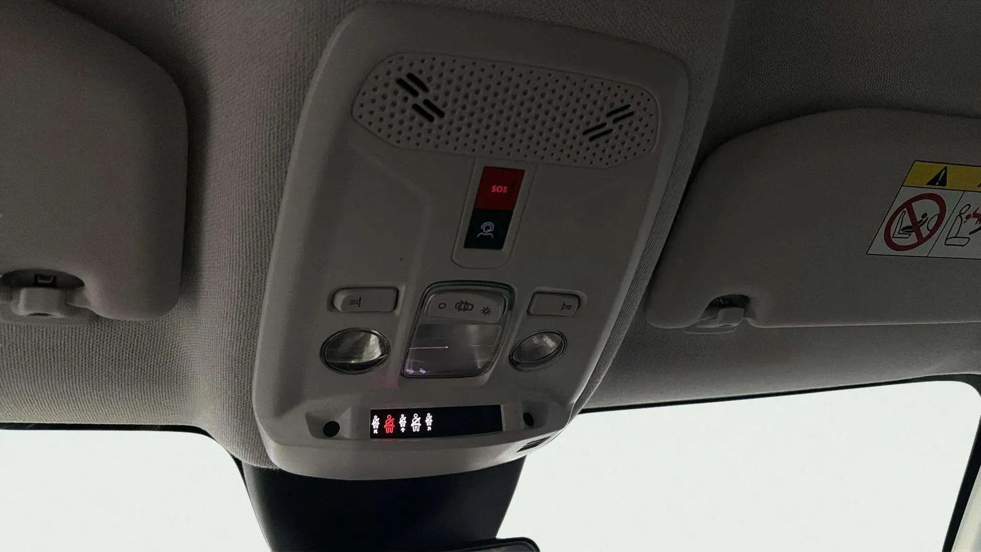 Citroën C4 PureTech 130 EAT8 Plus - foto 28