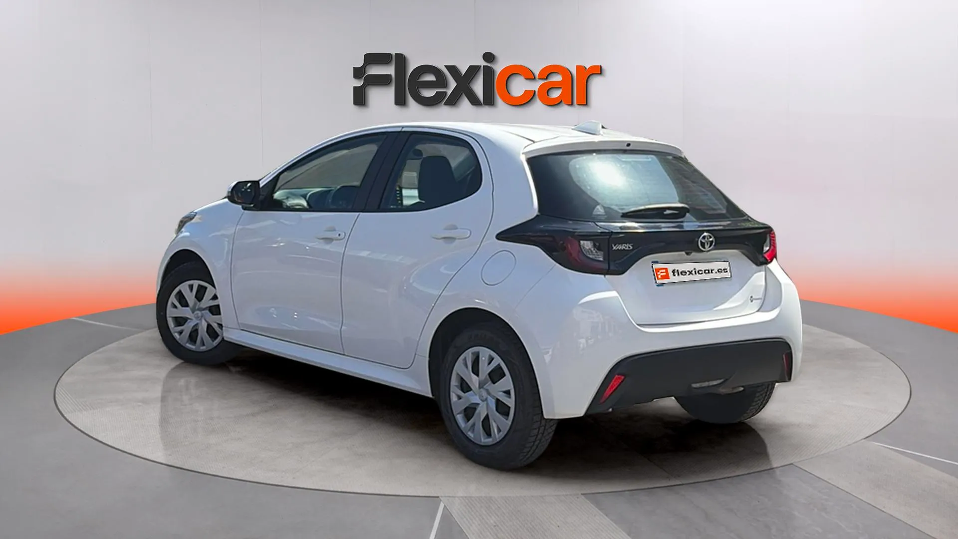 Toyota Yaris - foto 6