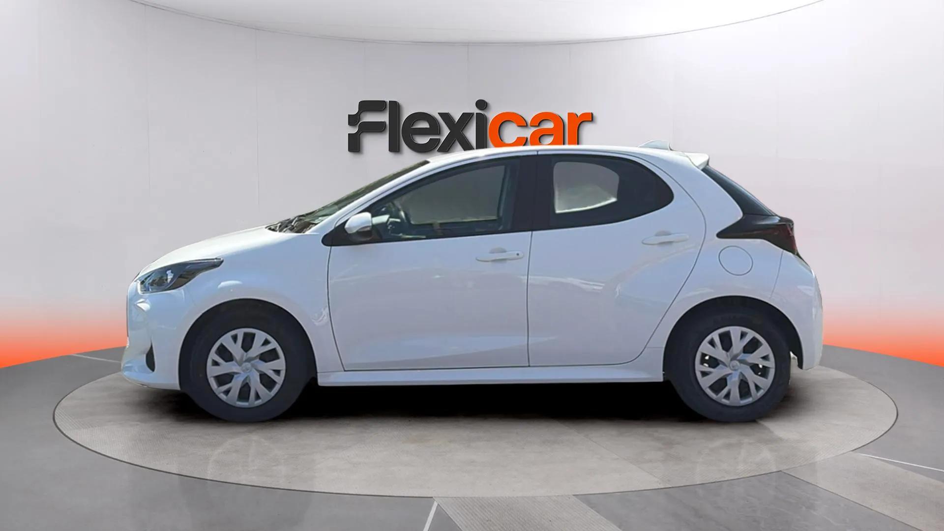 Toyota Yaris - foto 4