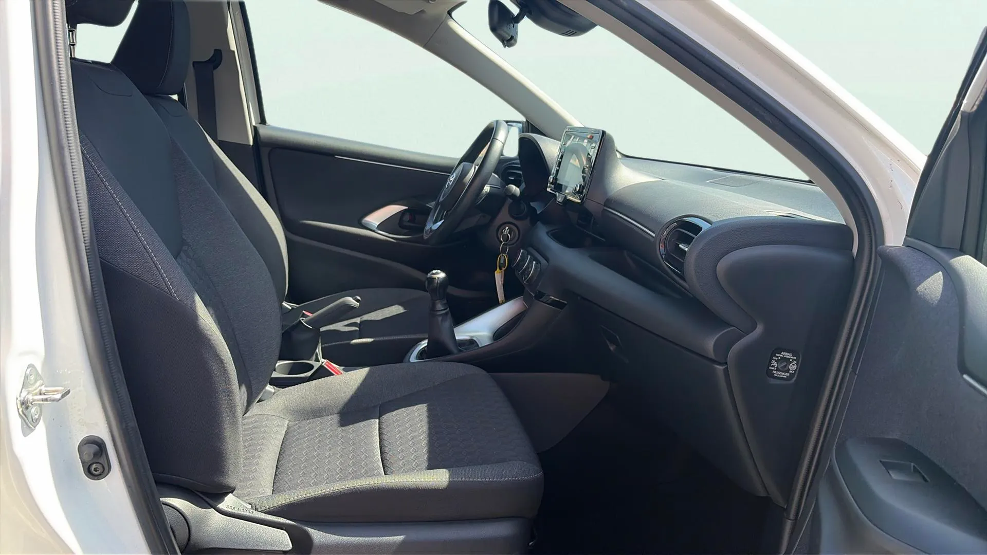 Toyota Yaris - foto 12