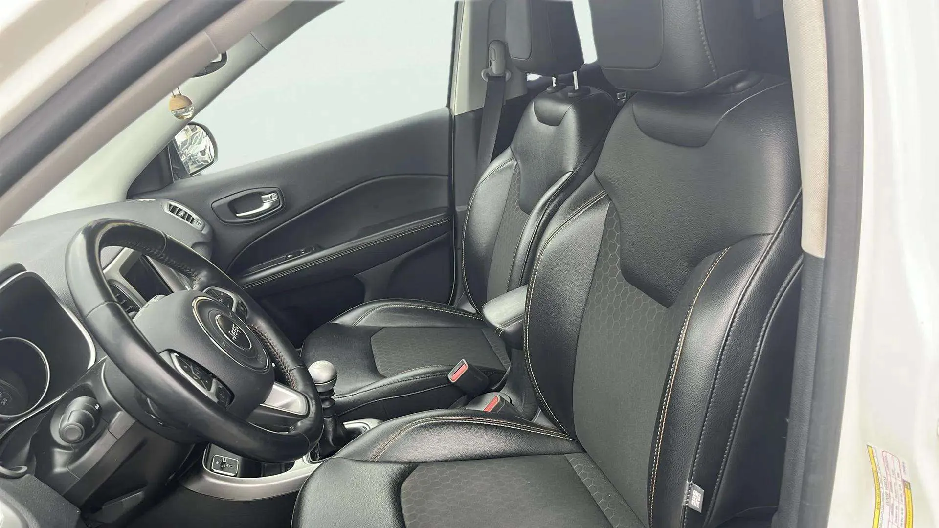 Jeep Compass 1.4 Mair Longitude 4x2 - foto 21