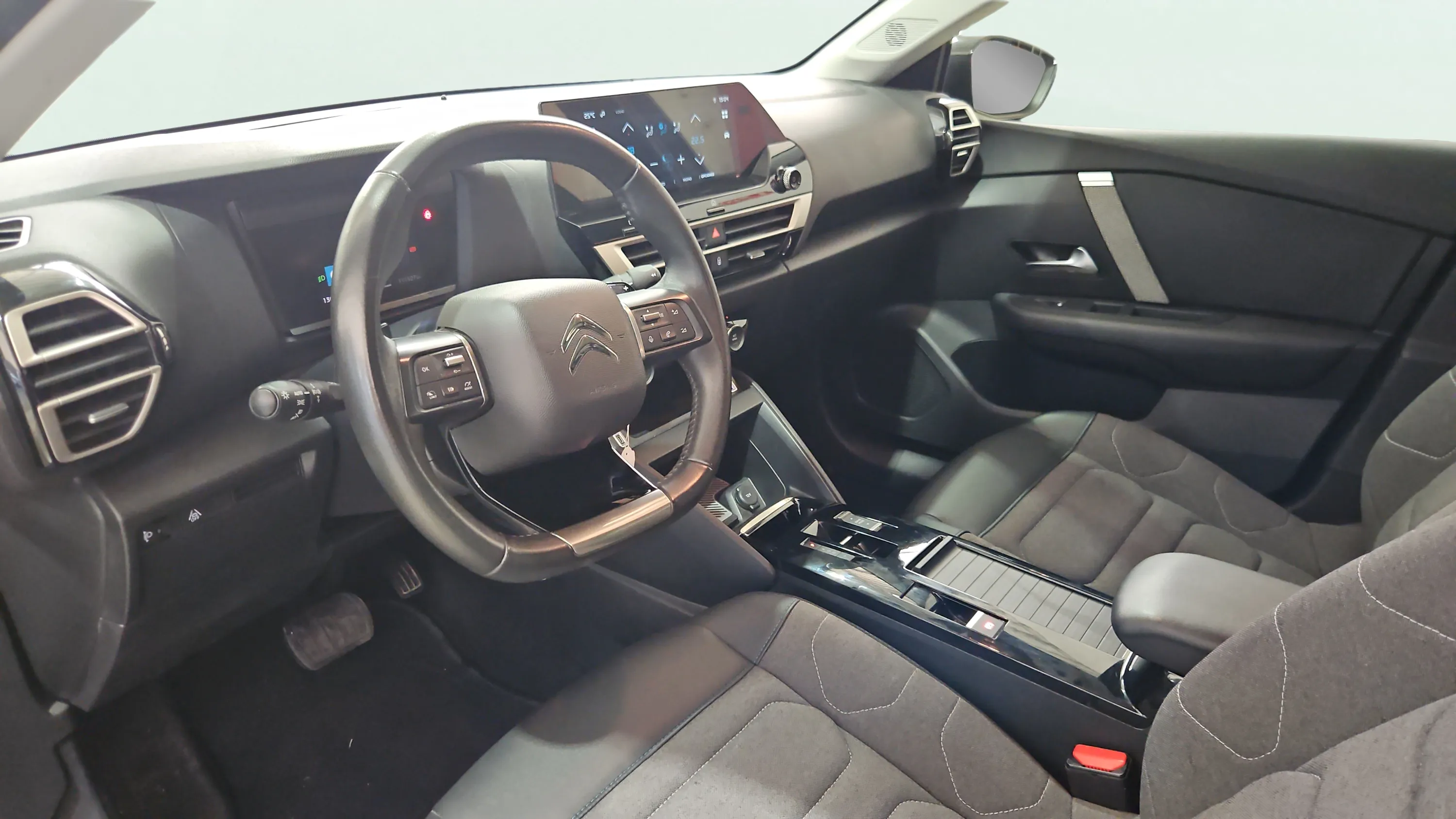 Citroën C4 PureTech 130 EAT8 Plus - foto 19