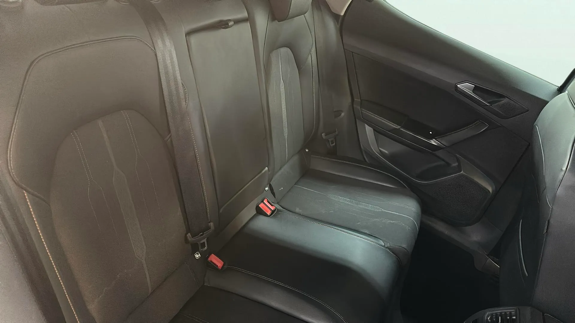 Cupra Formentor 1.5 TSI DSG - foto 12