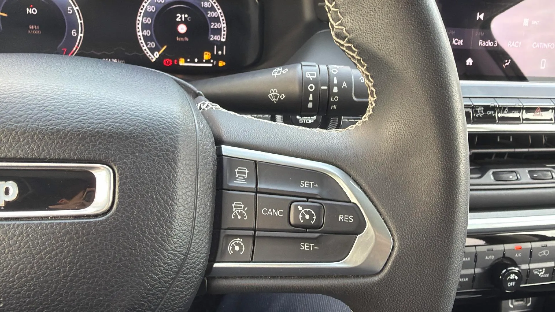 Jeep Compass 1.3 Gse T4 Limited FWD - foto 21