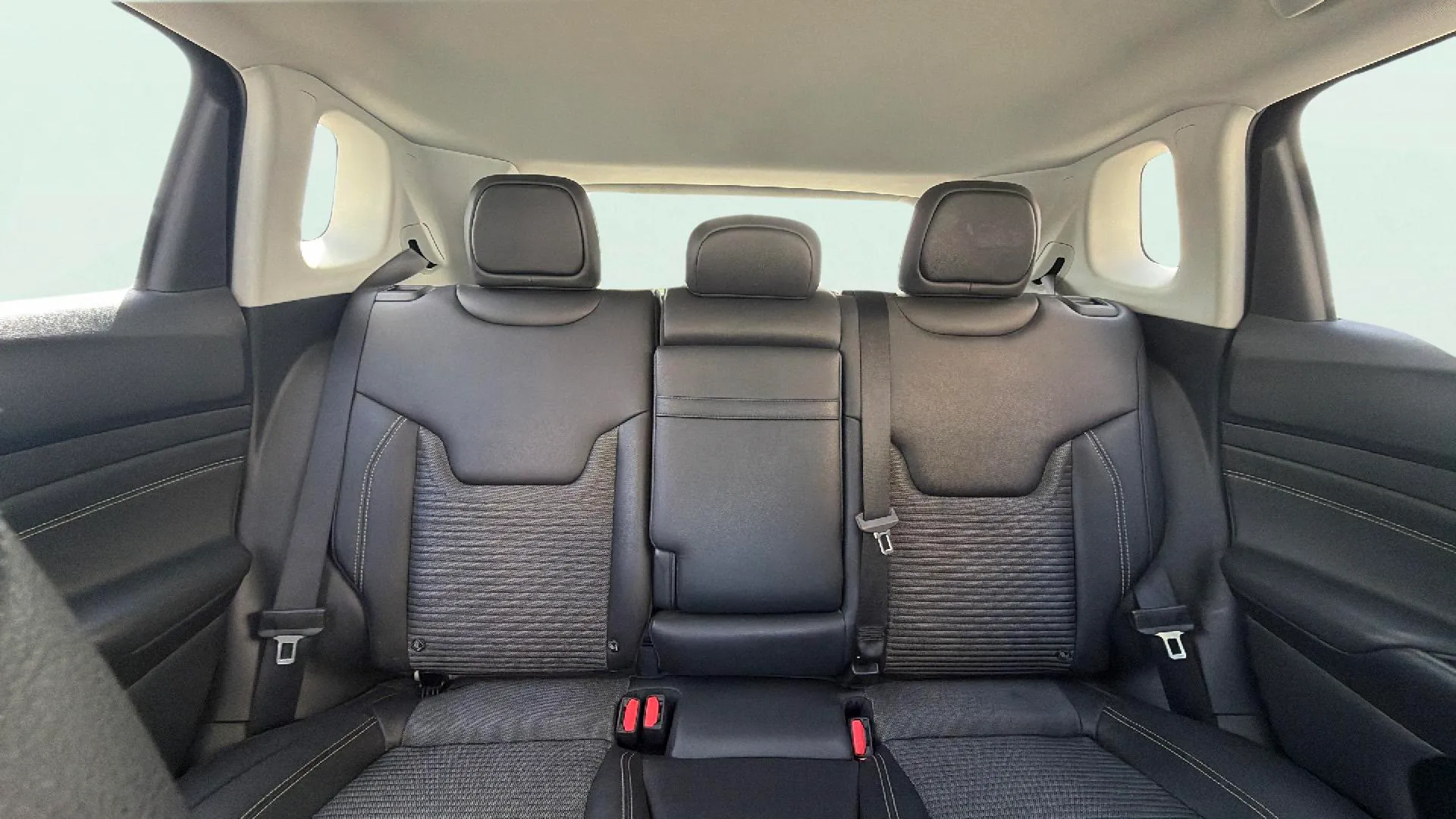 Jeep Compass 1.3 Gse T4 Limited FWD - foto 18