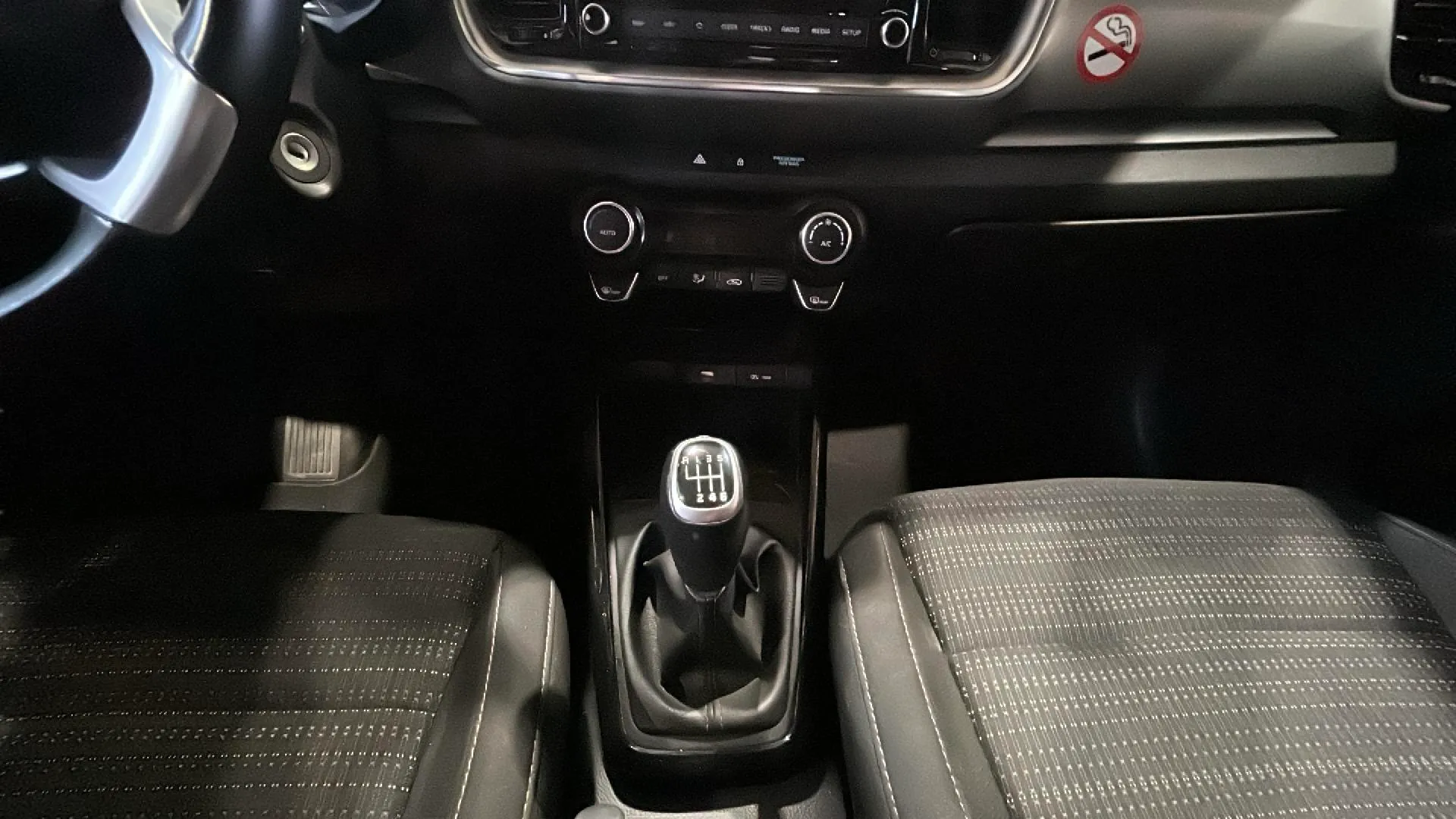 Kia Stonic 1.0 T-GDi MHEV Drive - foto 15