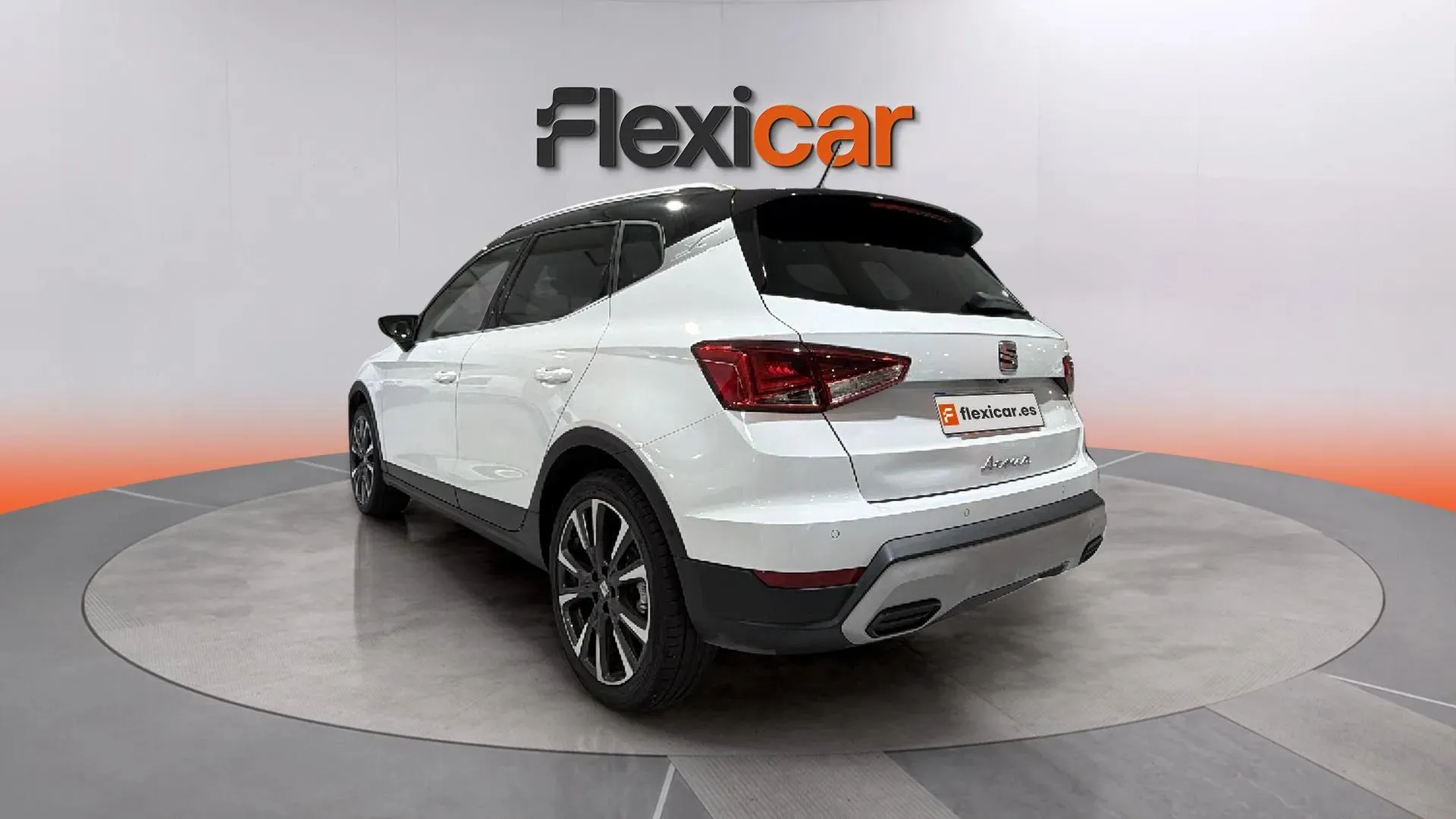 SEAT Arona 1.5 TSI DSG Xperience Special Ed - foto 4