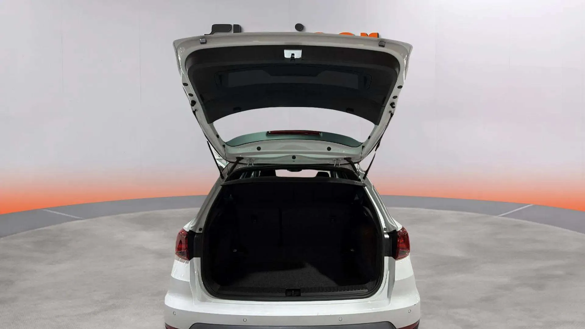 SEAT Arona 1.5 TSI DSG Xperience Special Ed - foto 16