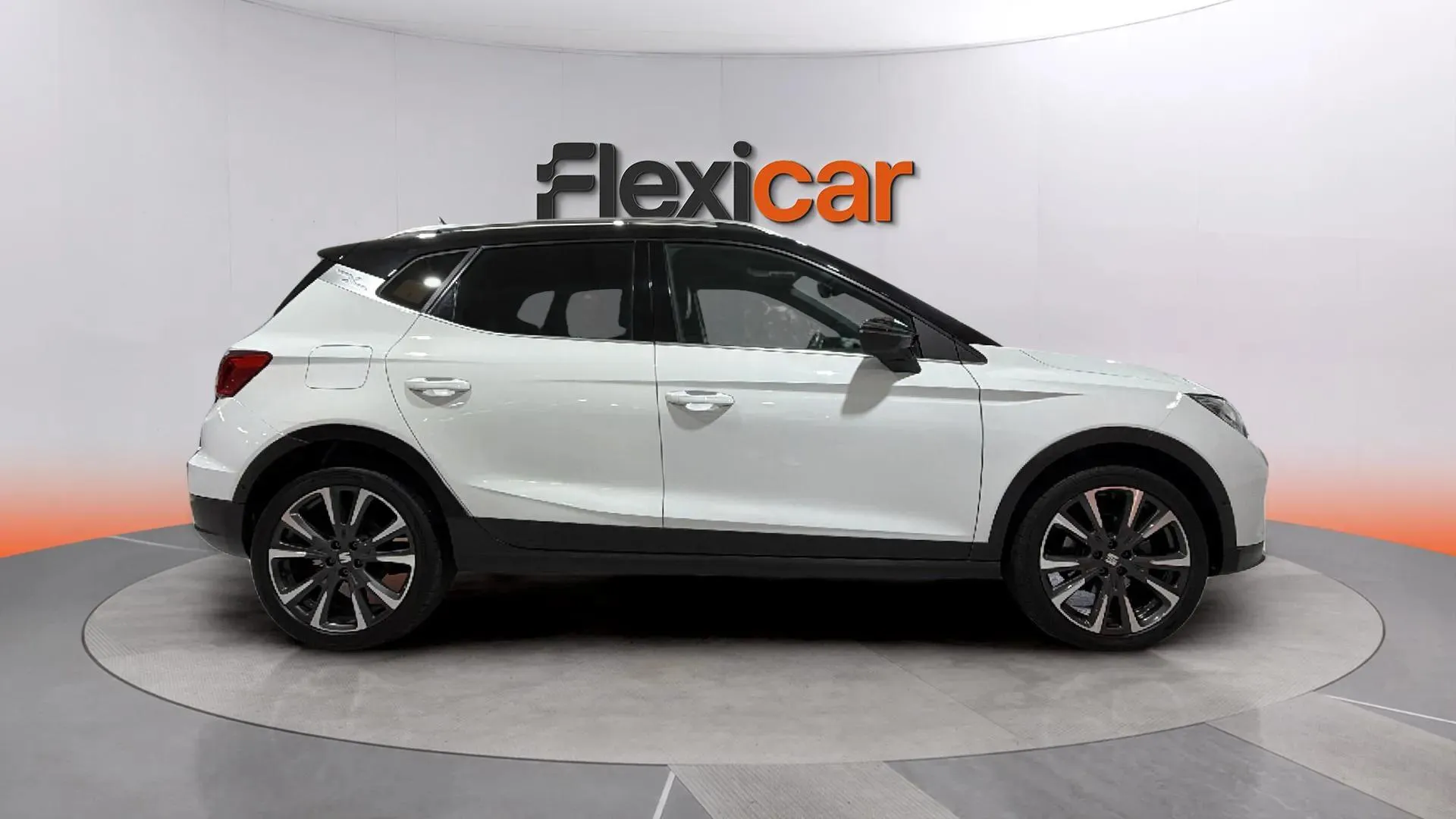 SEAT Arona 1.5 TSI DSG Xperience Special Ed - foto 6