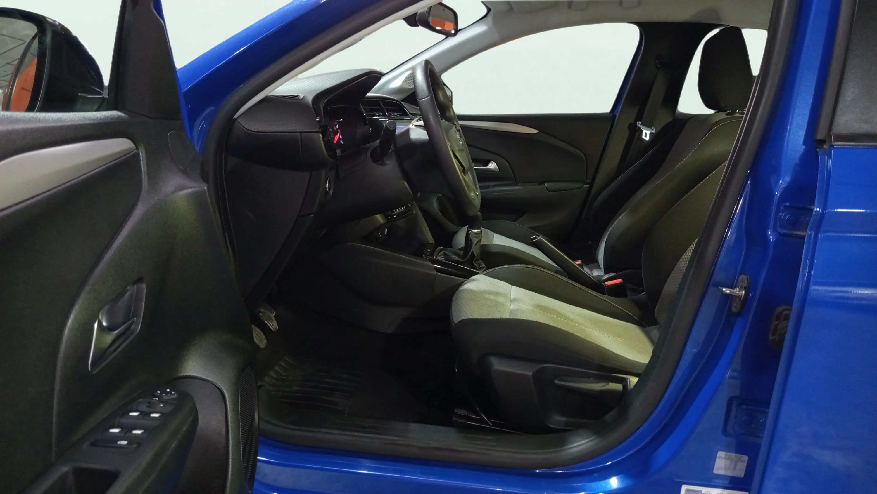 Opel Corsa 1.2 XEL Edition - foto 10