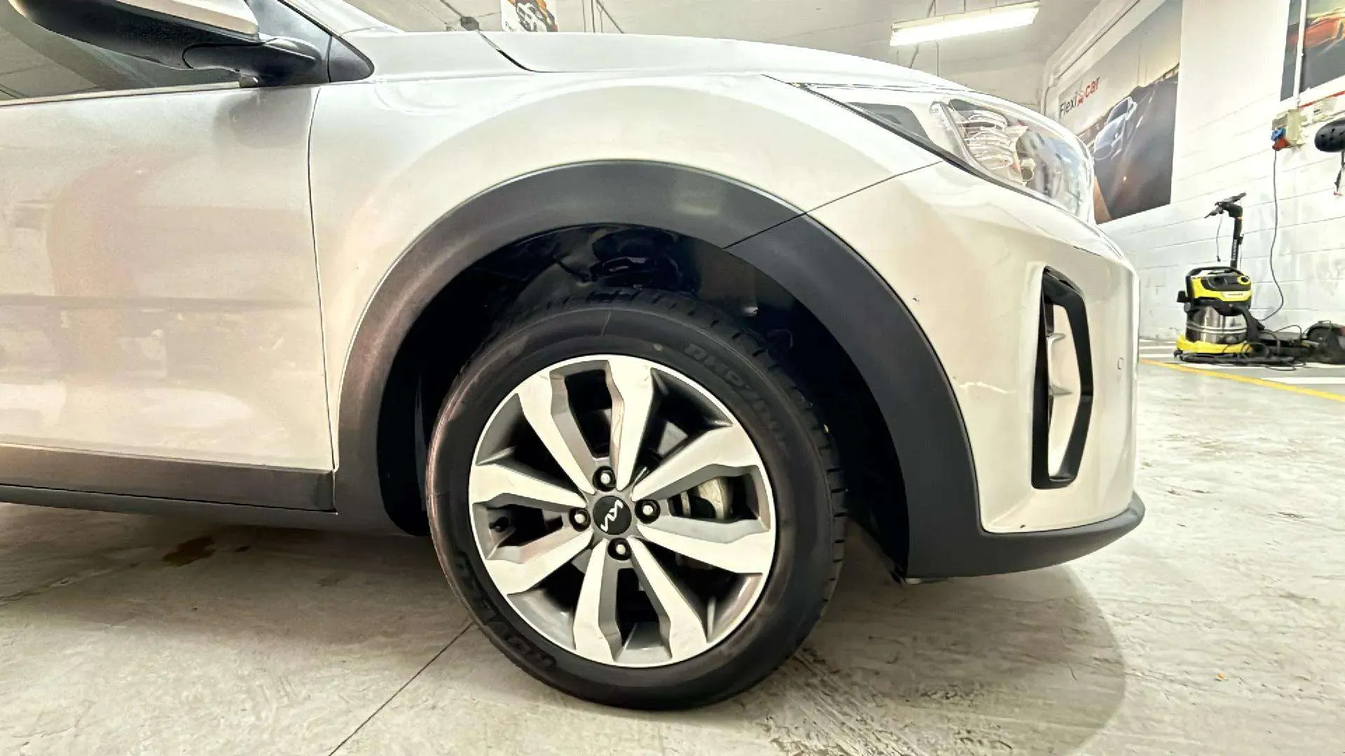 Kia Stonic 1.0 T-GDi MHEV Drive - foto 19