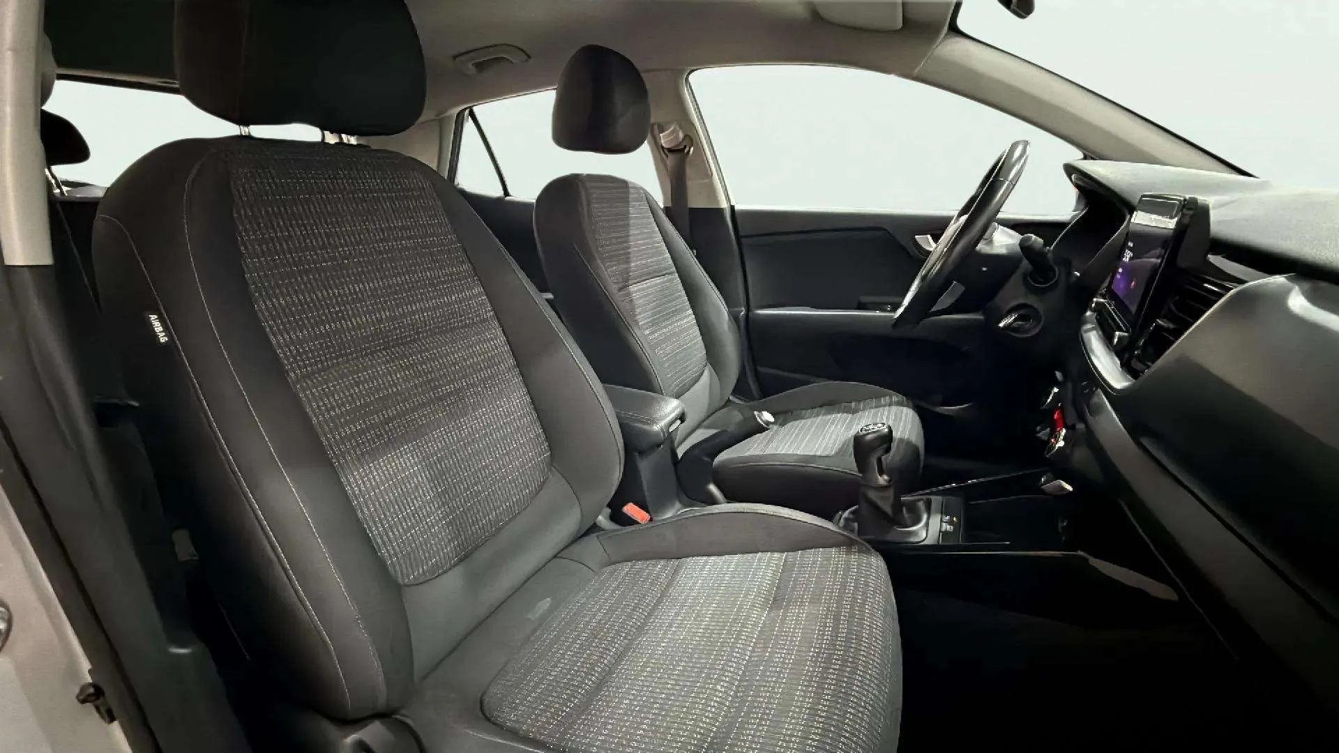 Kia Stonic 1.0 T-GDi MHEV Drive - foto 10